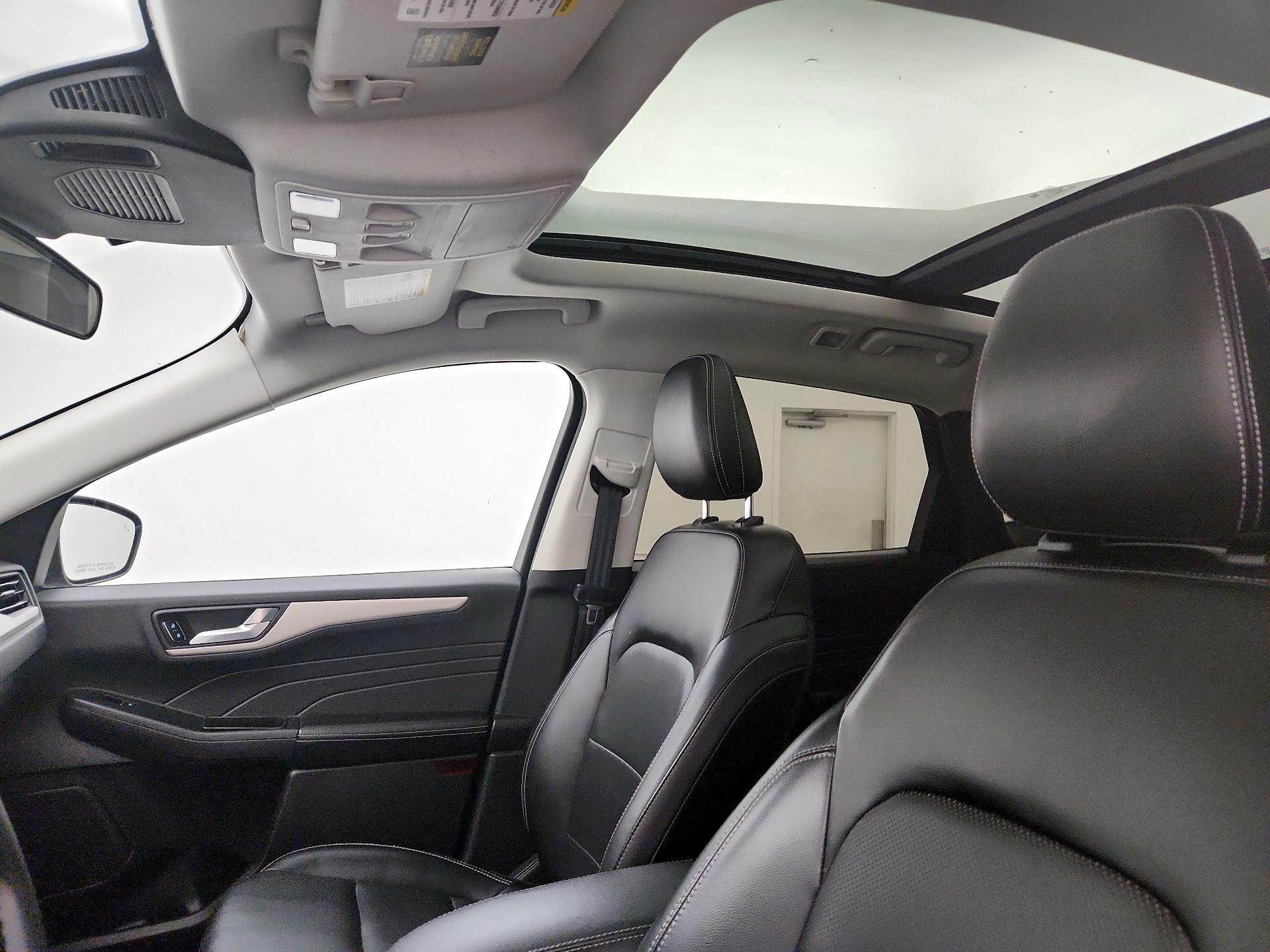 Thumbnail: 2022 Ford Escape - 20