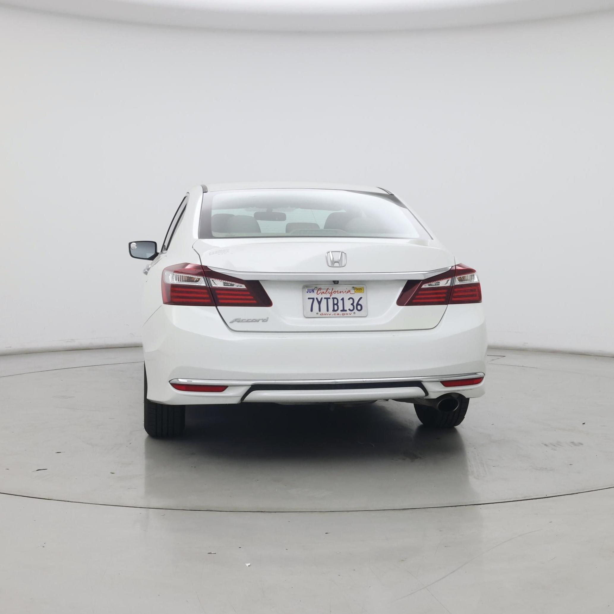Thumbnail: 2017 Honda Accord - 6