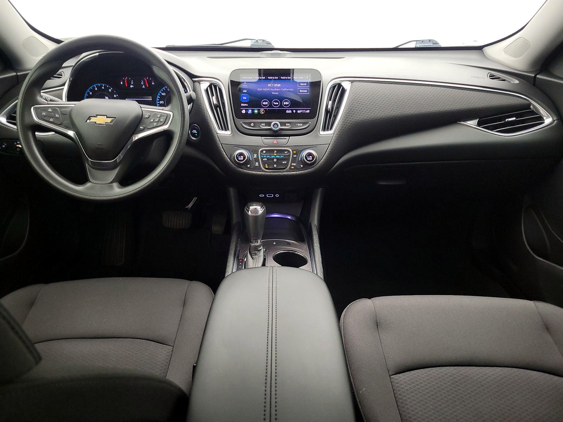 Thumbnail: 2019 Chevrolet Malibu - 9