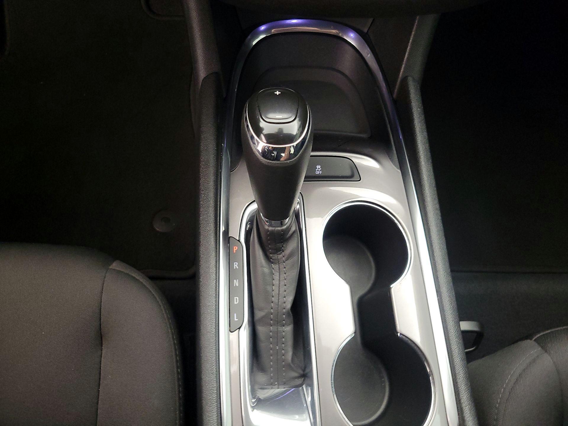 Thumbnail: 2019 Chevrolet Malibu - 17