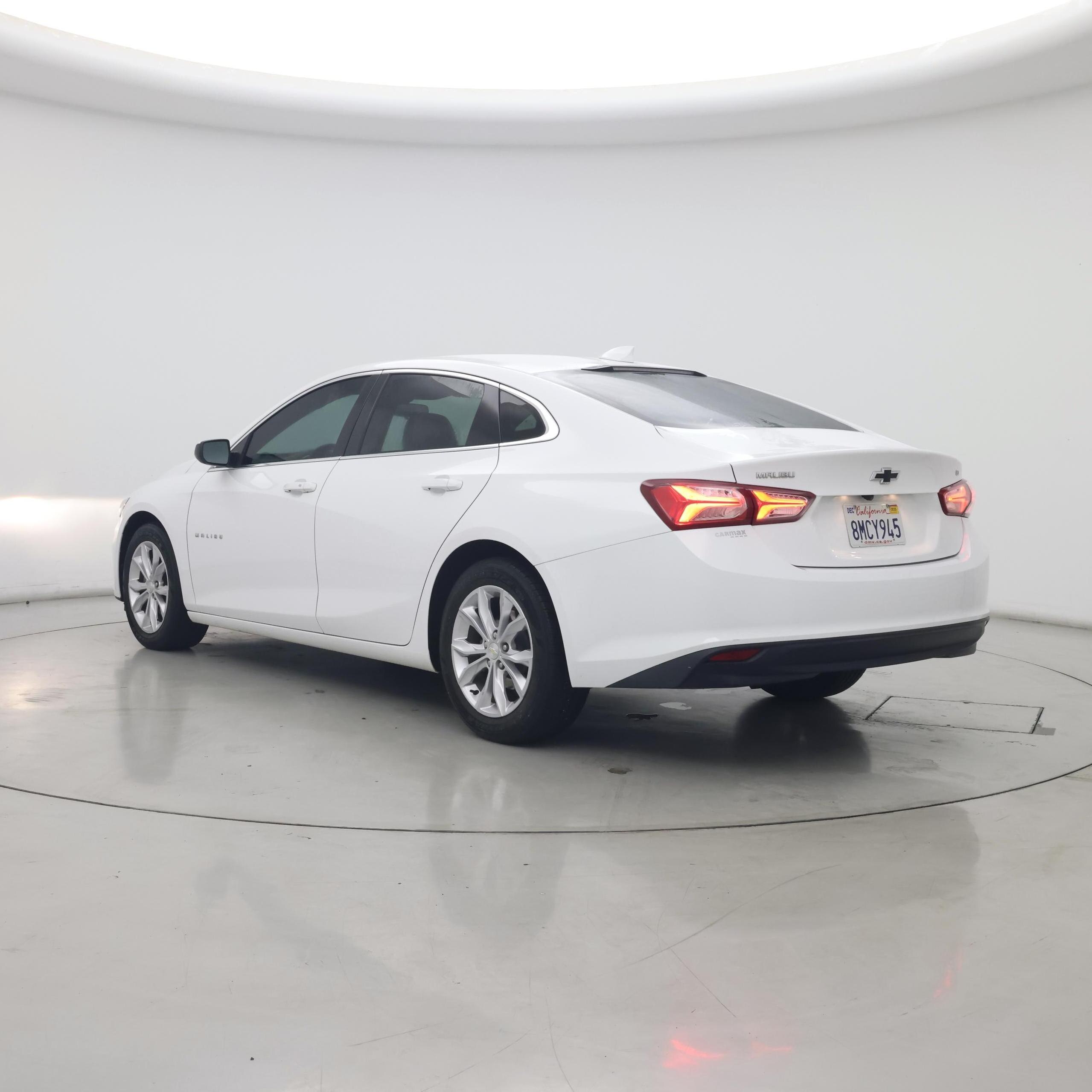 Thumbnail: 2019 Chevrolet Malibu - 2