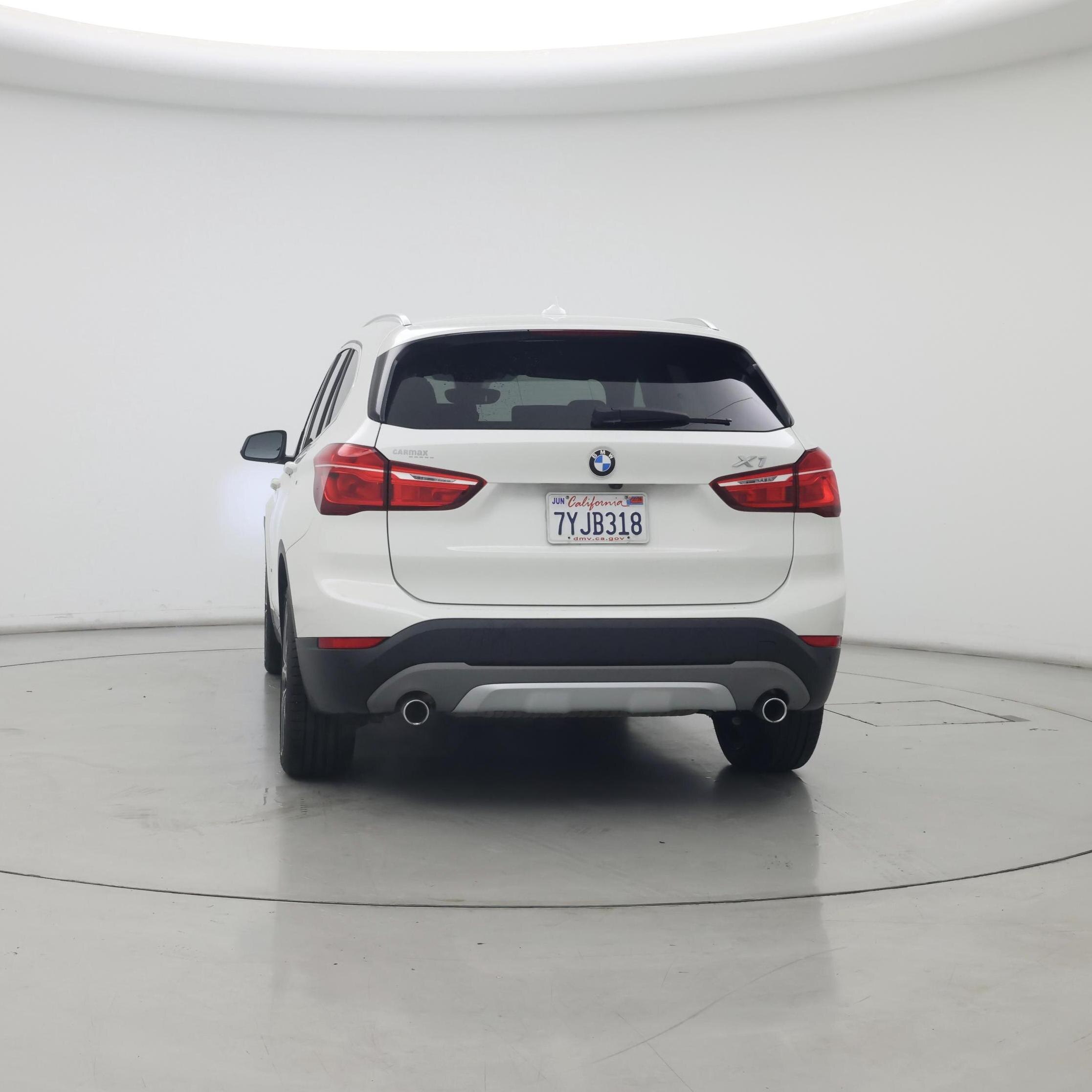 Thumbnail: 2017 BMW X1 - 6