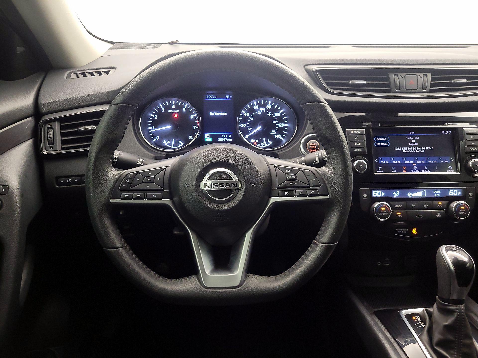 Thumbnail: 2020 Nissan Rogue - 10