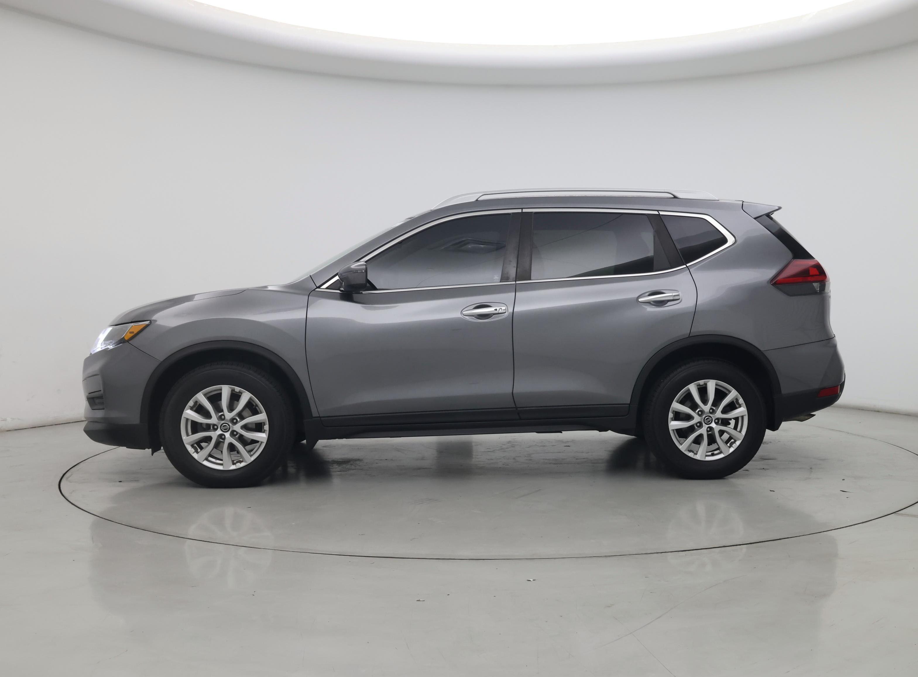 Thumbnail: 2020 Nissan Rogue - 3