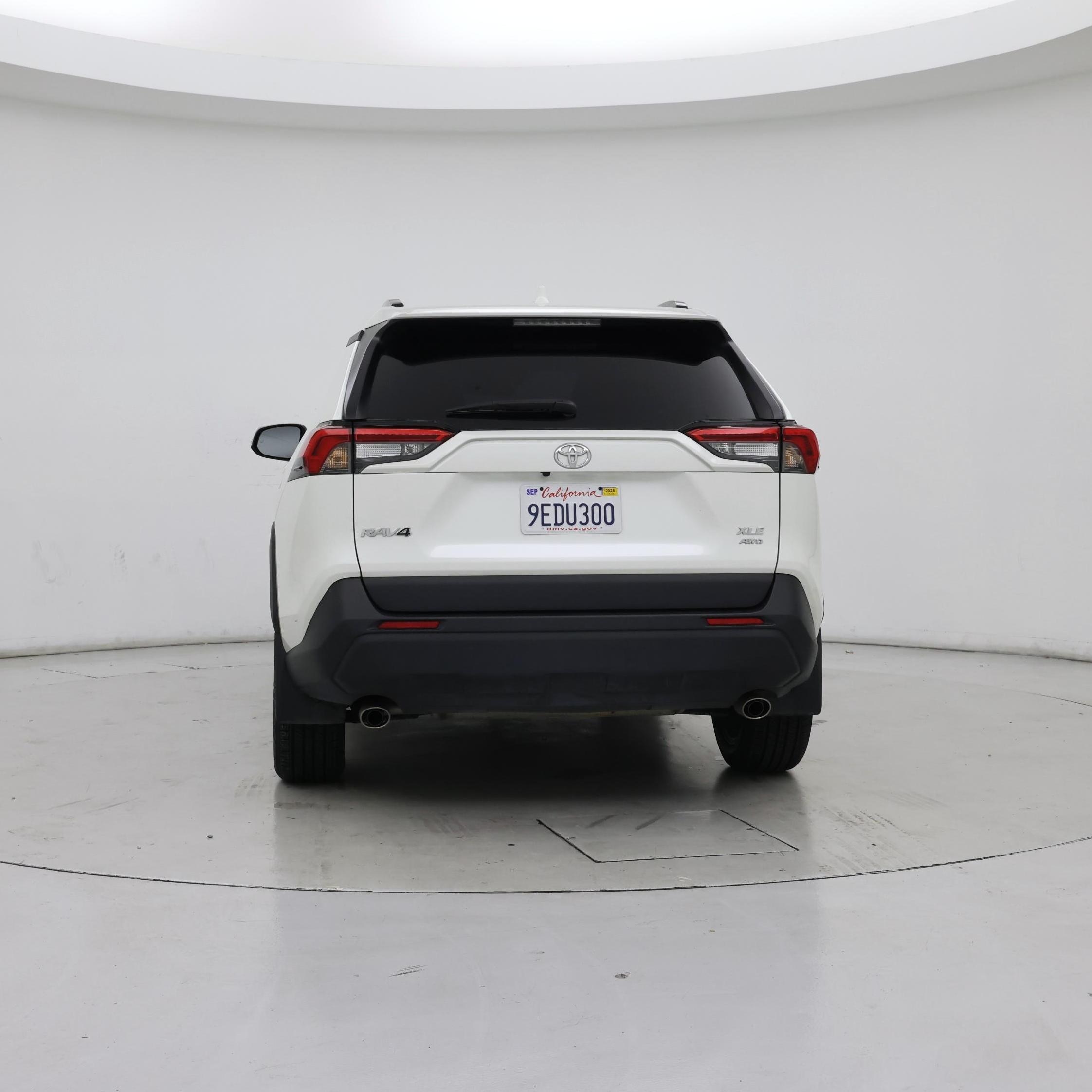 Thumbnail: 2022 Toyota RAV4 - 6