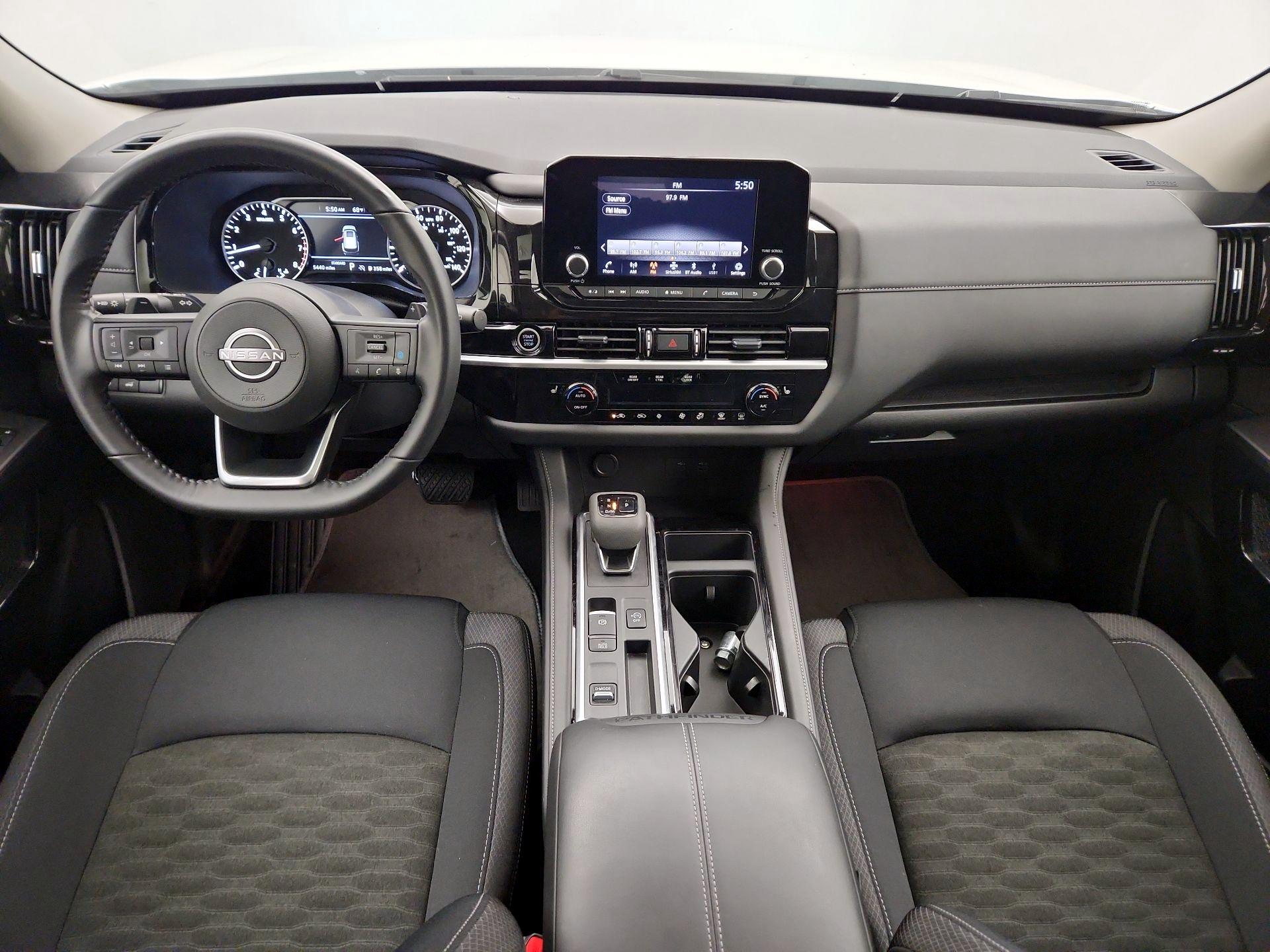 Thumbnail: 2024 Nissan Pathfinder - 9