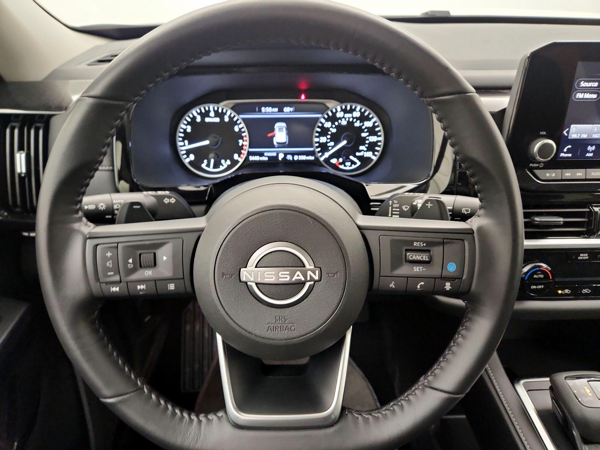 Thumbnail: 2024 Nissan Pathfinder - 10