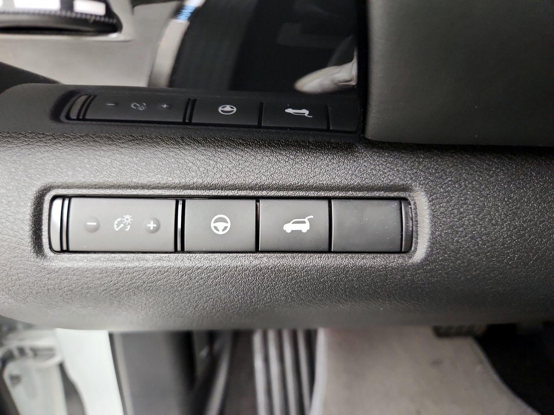 Thumbnail: 2024 Nissan Pathfinder - 13