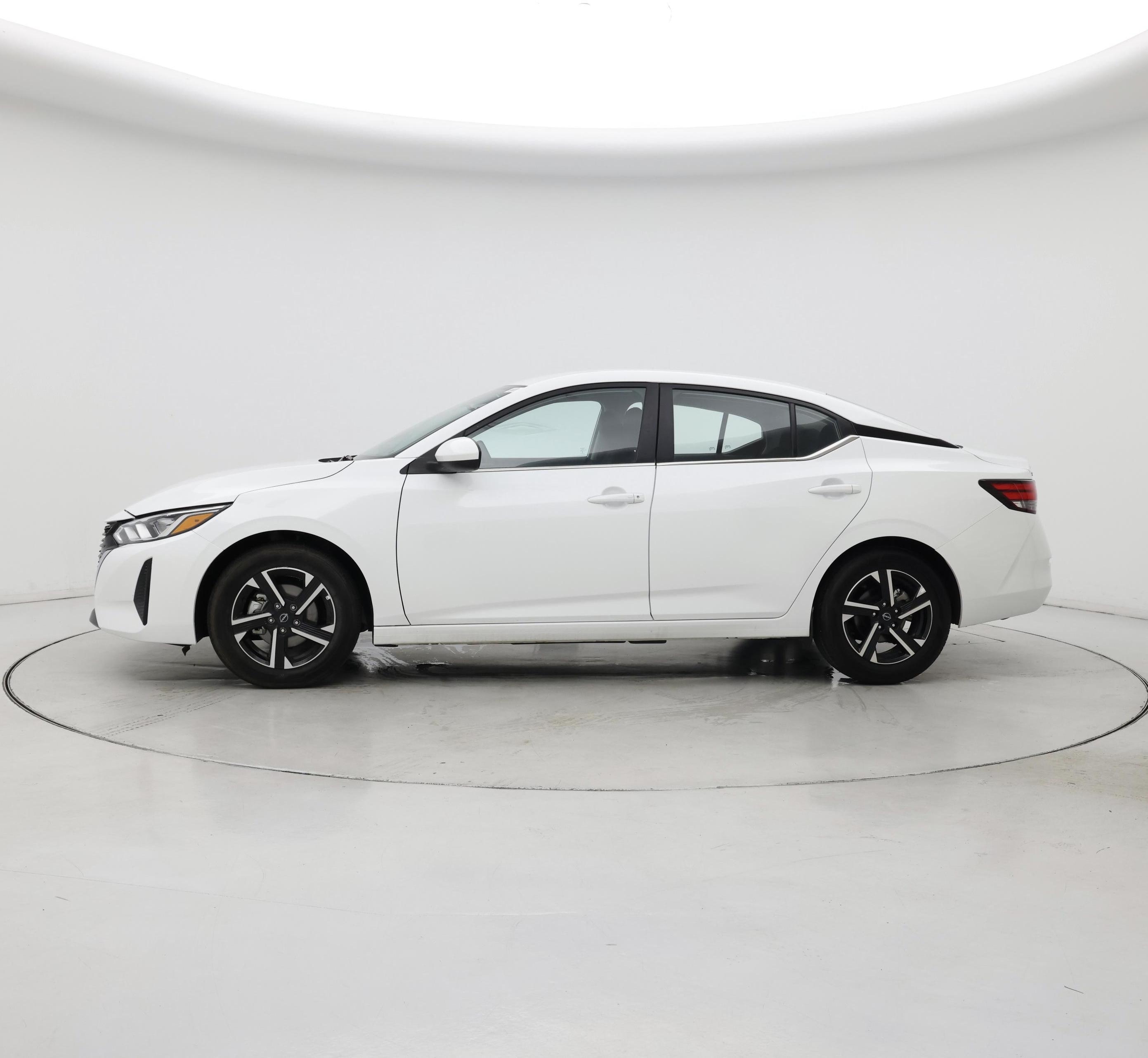 Thumbnail: 2025 Nissan Sentra - 3
