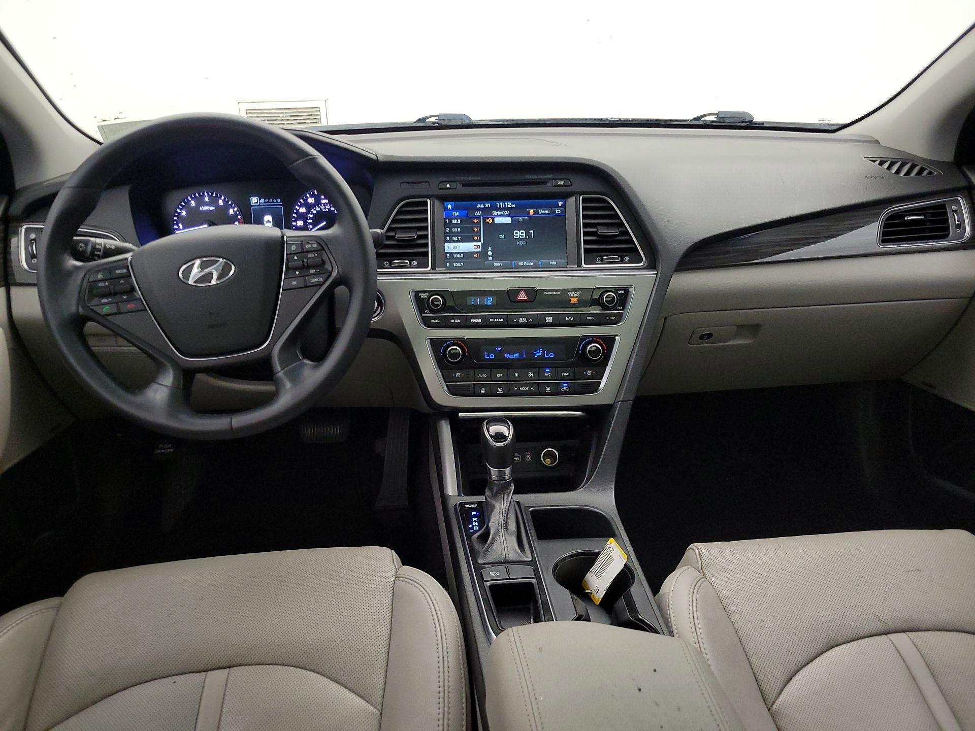 Thumbnail: 2015 Hyundai Sonata - 9