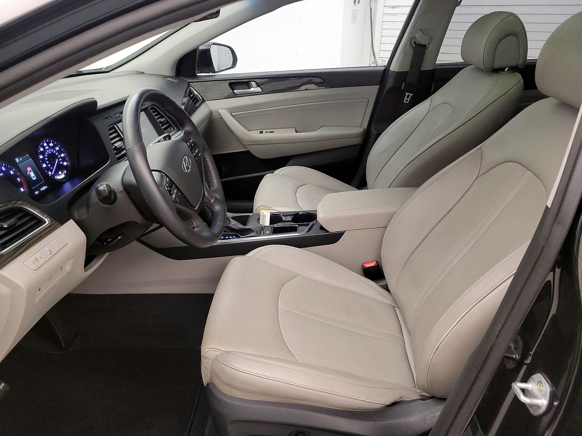 Thumbnail: 2015 Hyundai Sonata - 11