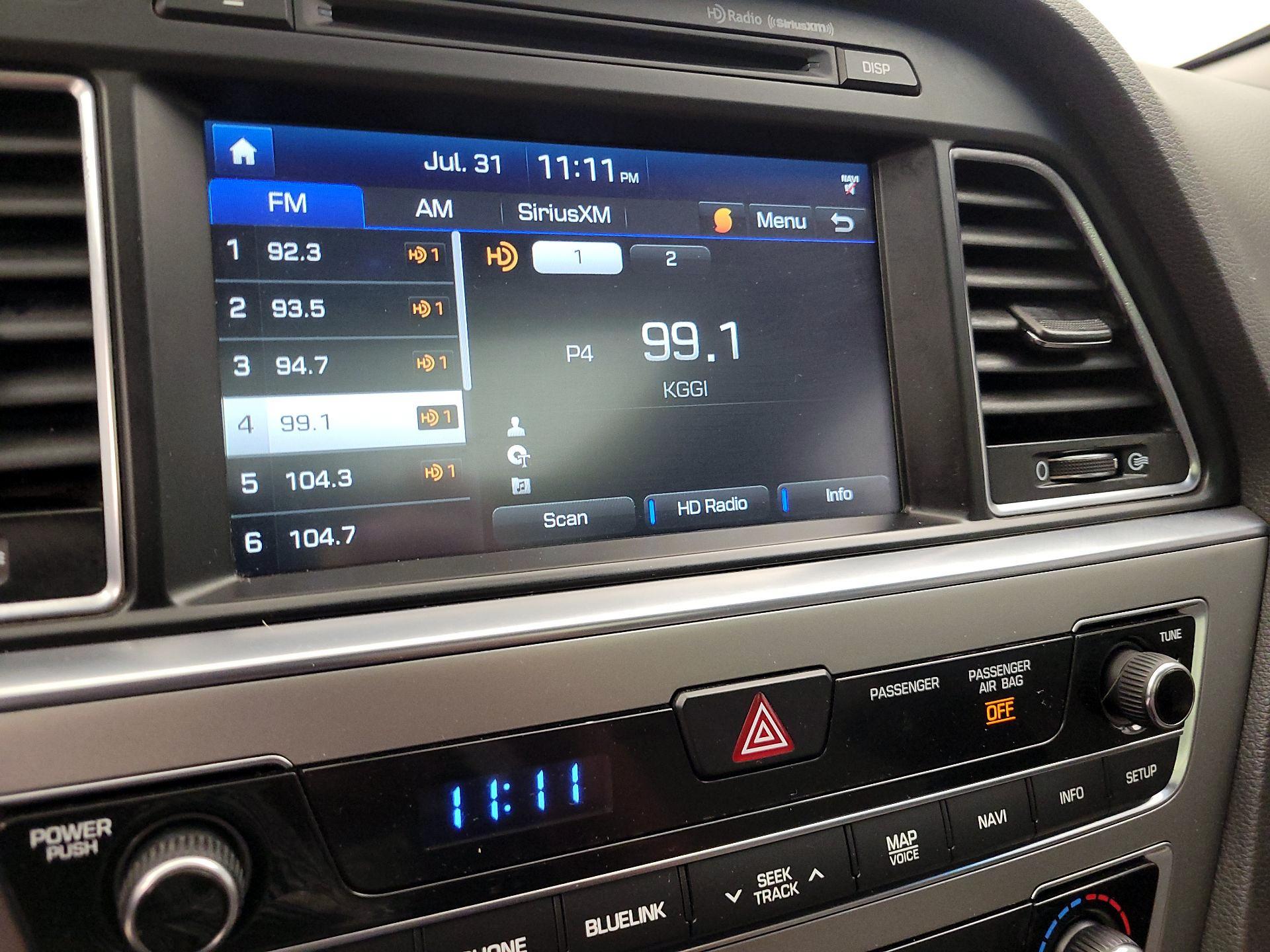 Thumbnail: 2015 Hyundai Sonata - 15
