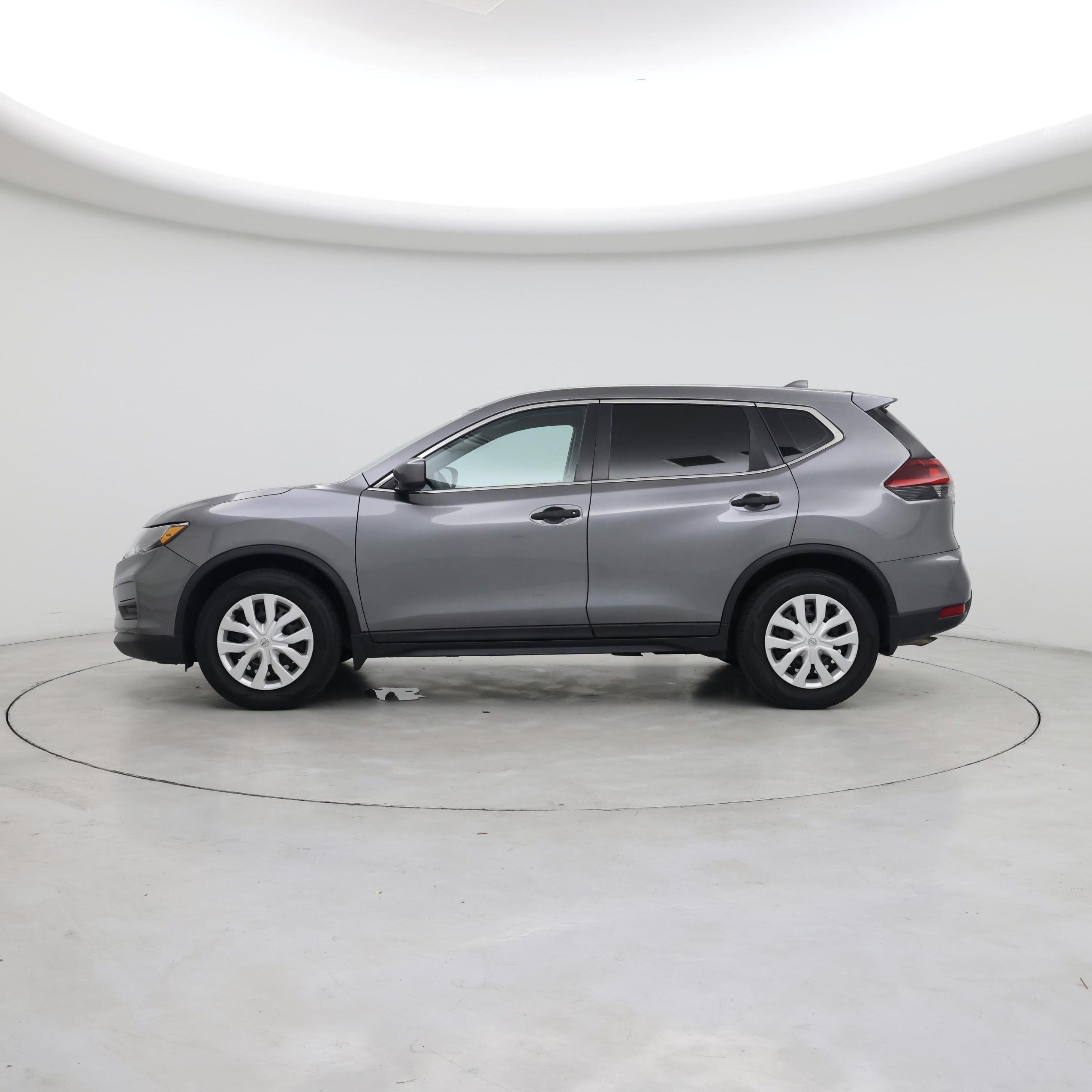 Thumbnail: 2020 Nissan Rogue - 3