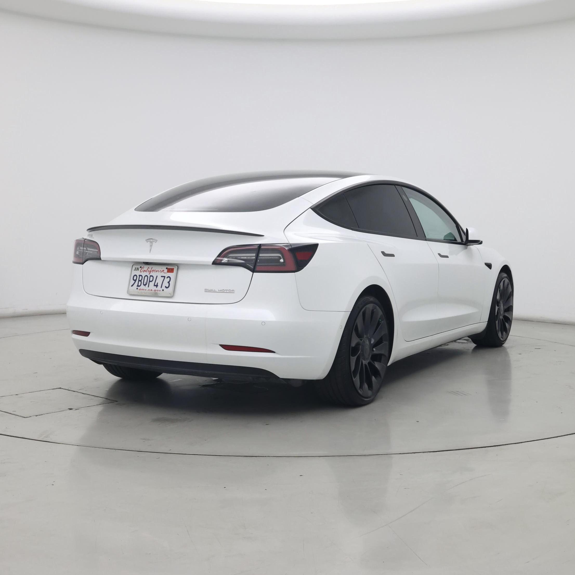 Thumbnail: 2022 Tesla Model 3 - 8