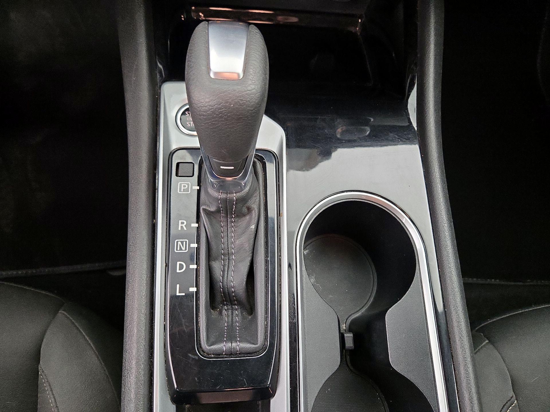 Thumbnail: 2024 Nissan Altima - 17