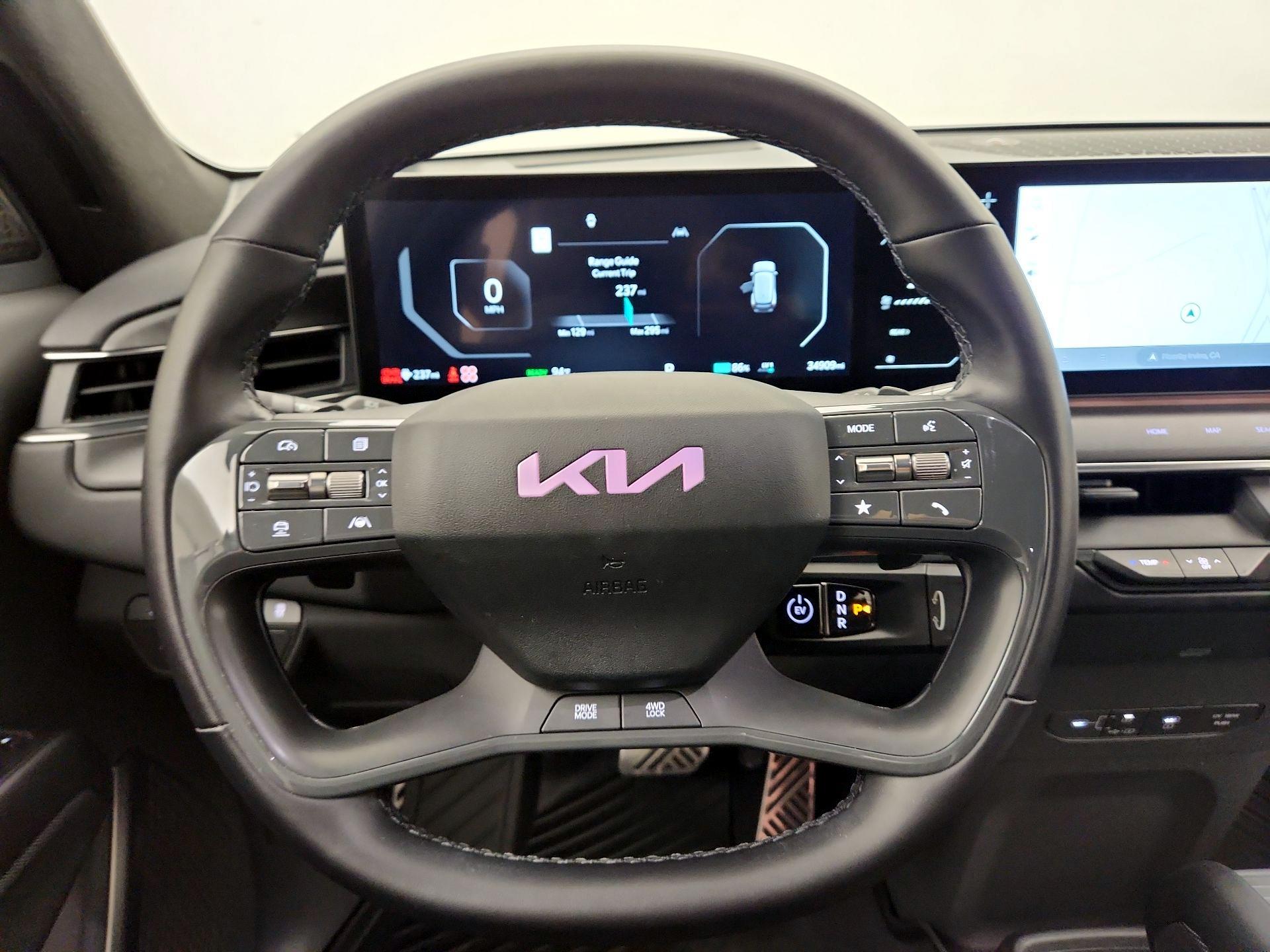 Thumbnail: 2024 Kia EV9 - 10