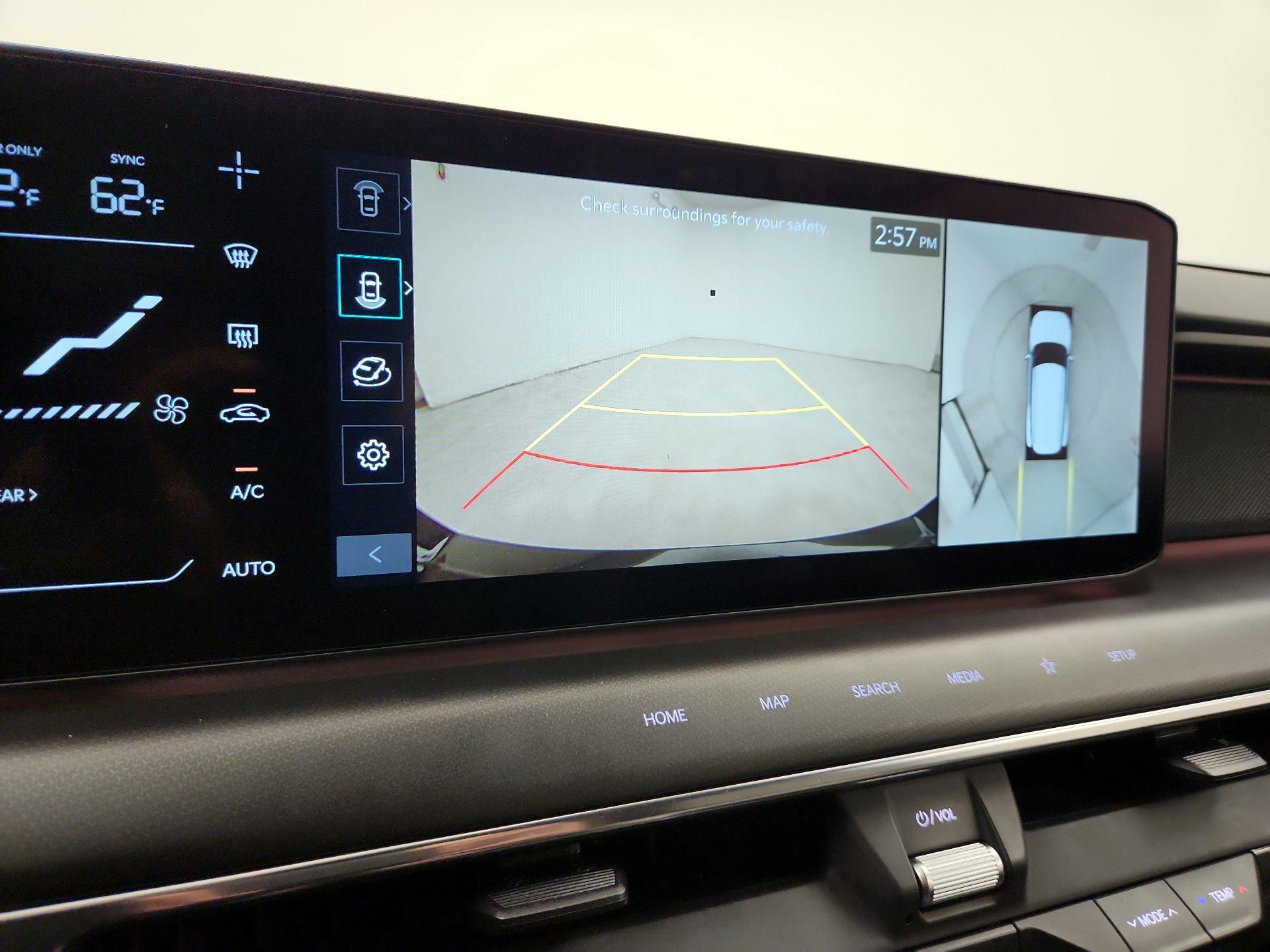 Thumbnail: 2024 Kia EV9 - 15