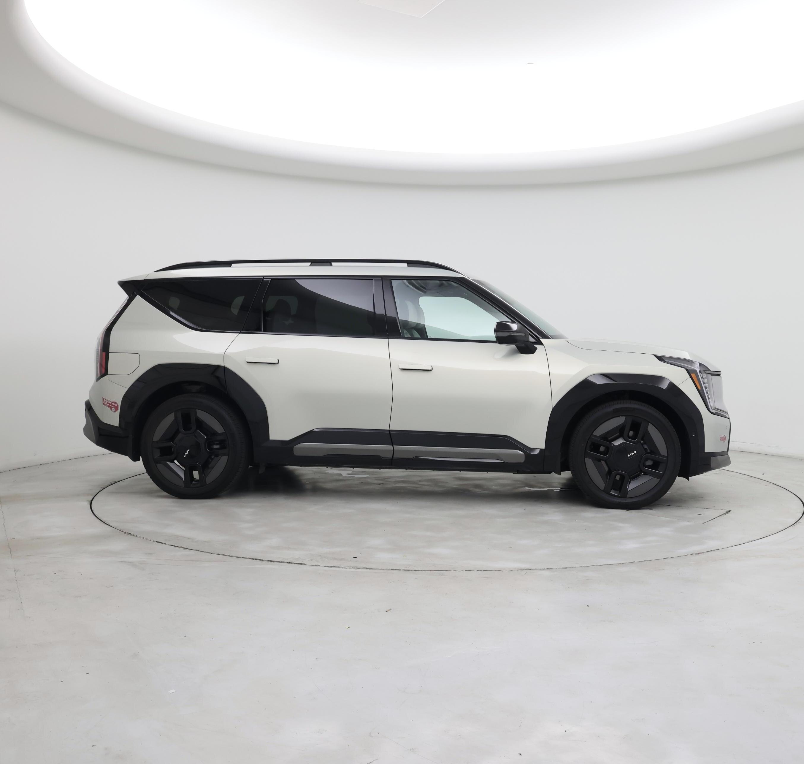 Thumbnail: 2024 Kia EV9 - 7