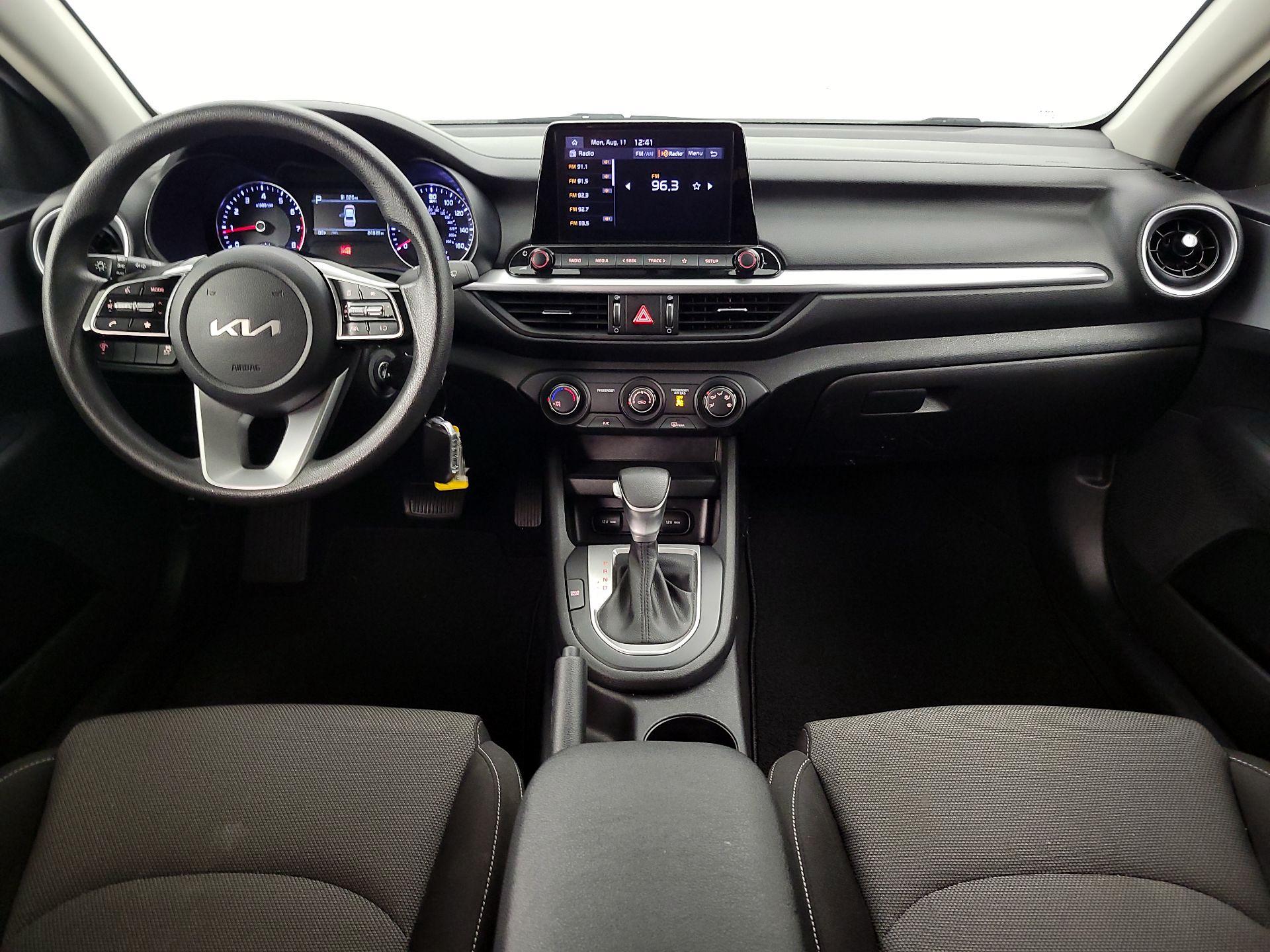 Thumbnail: 2023 Kia Forte - 9