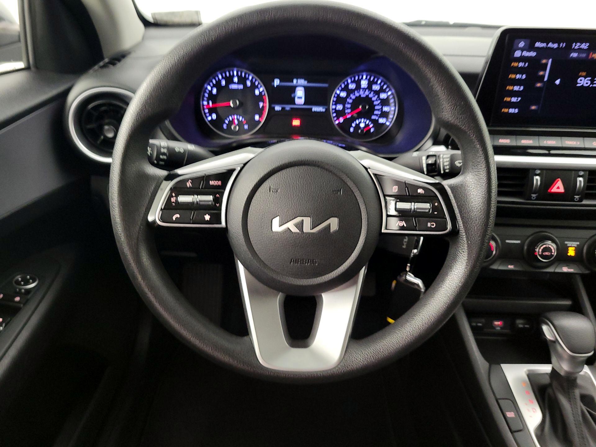 Thumbnail: 2023 Kia Forte - 10