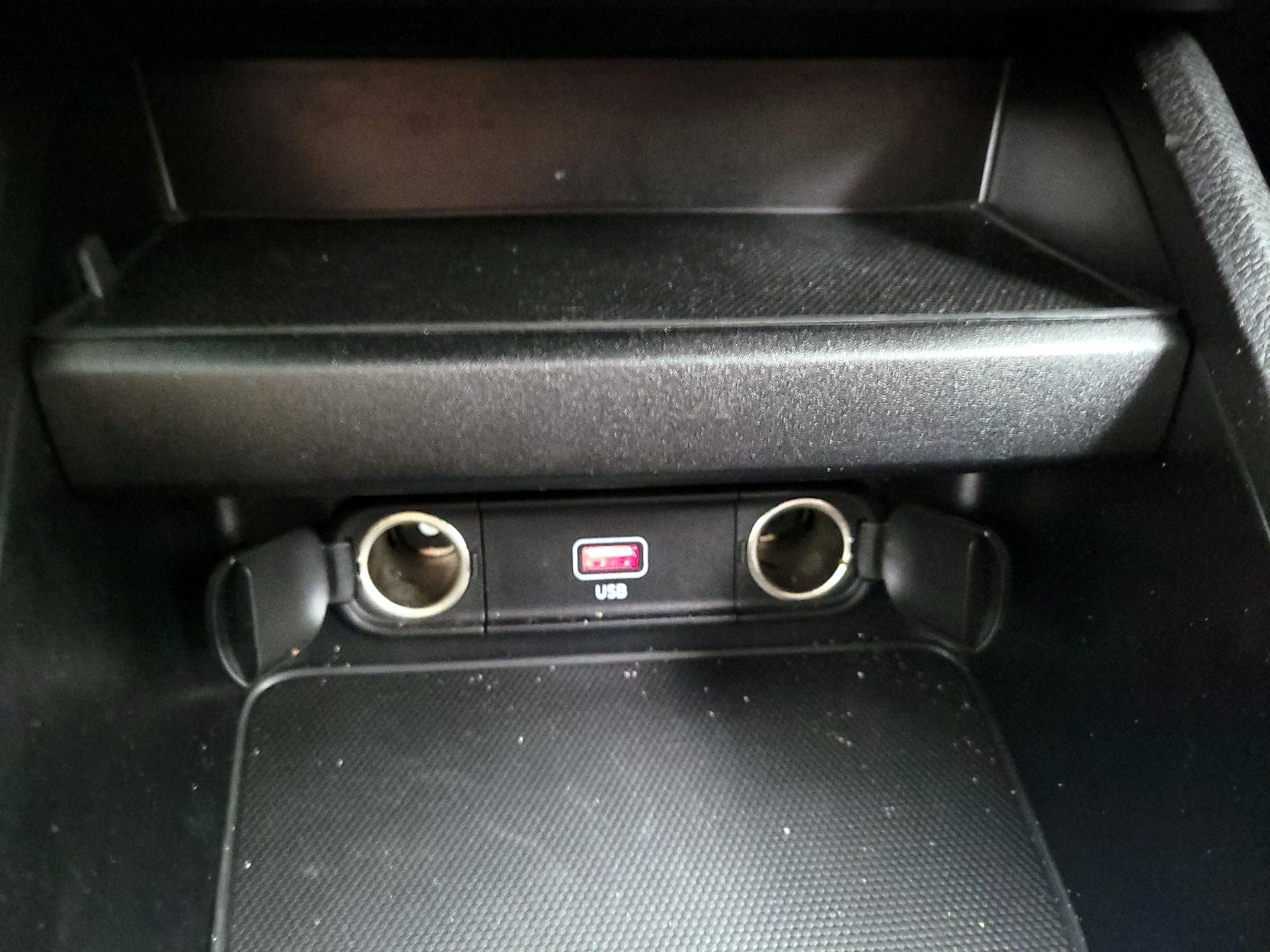 Thumbnail: 2023 Kia Forte - 18