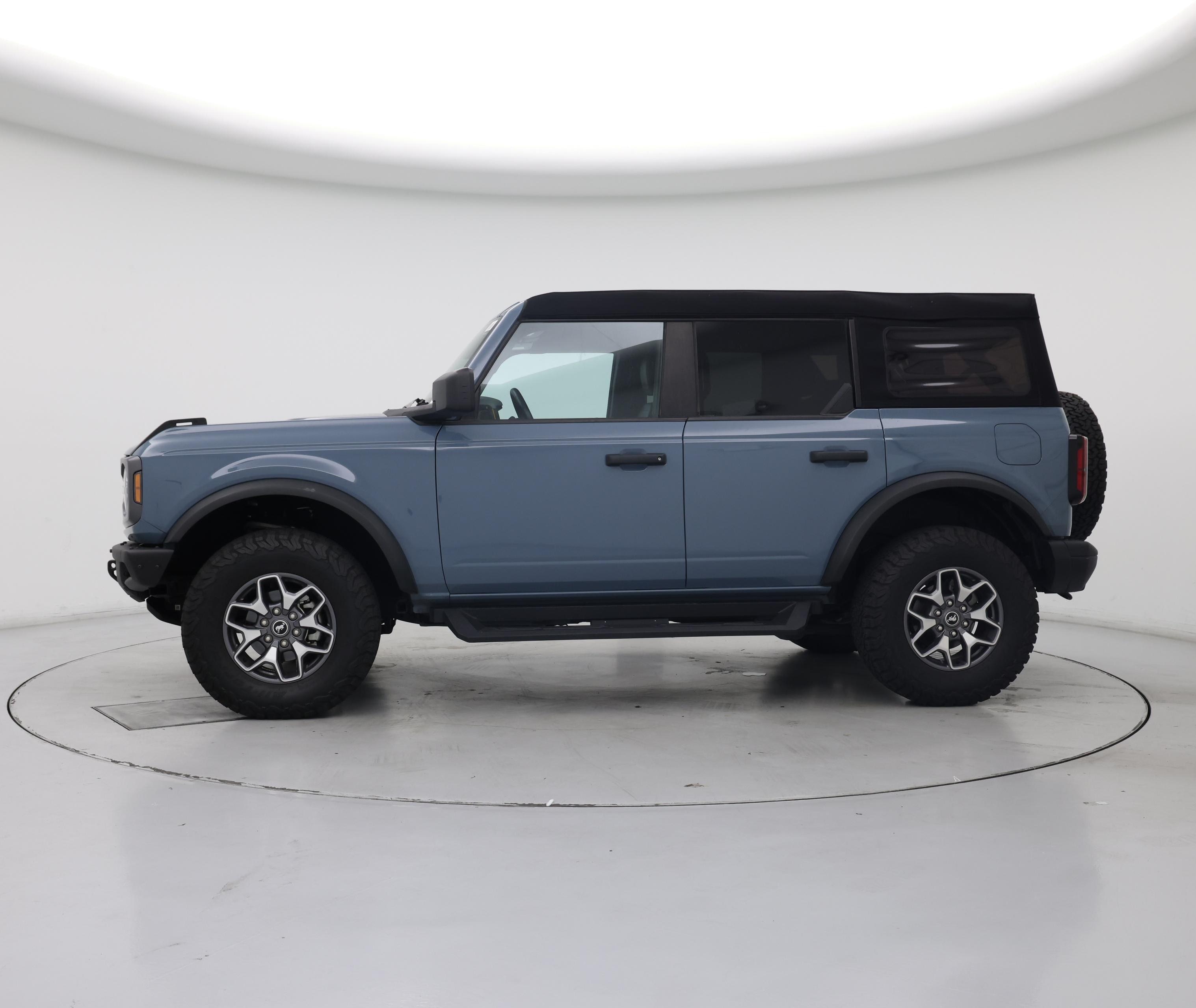 Thumbnail: 2023 Ford Bronco - 3