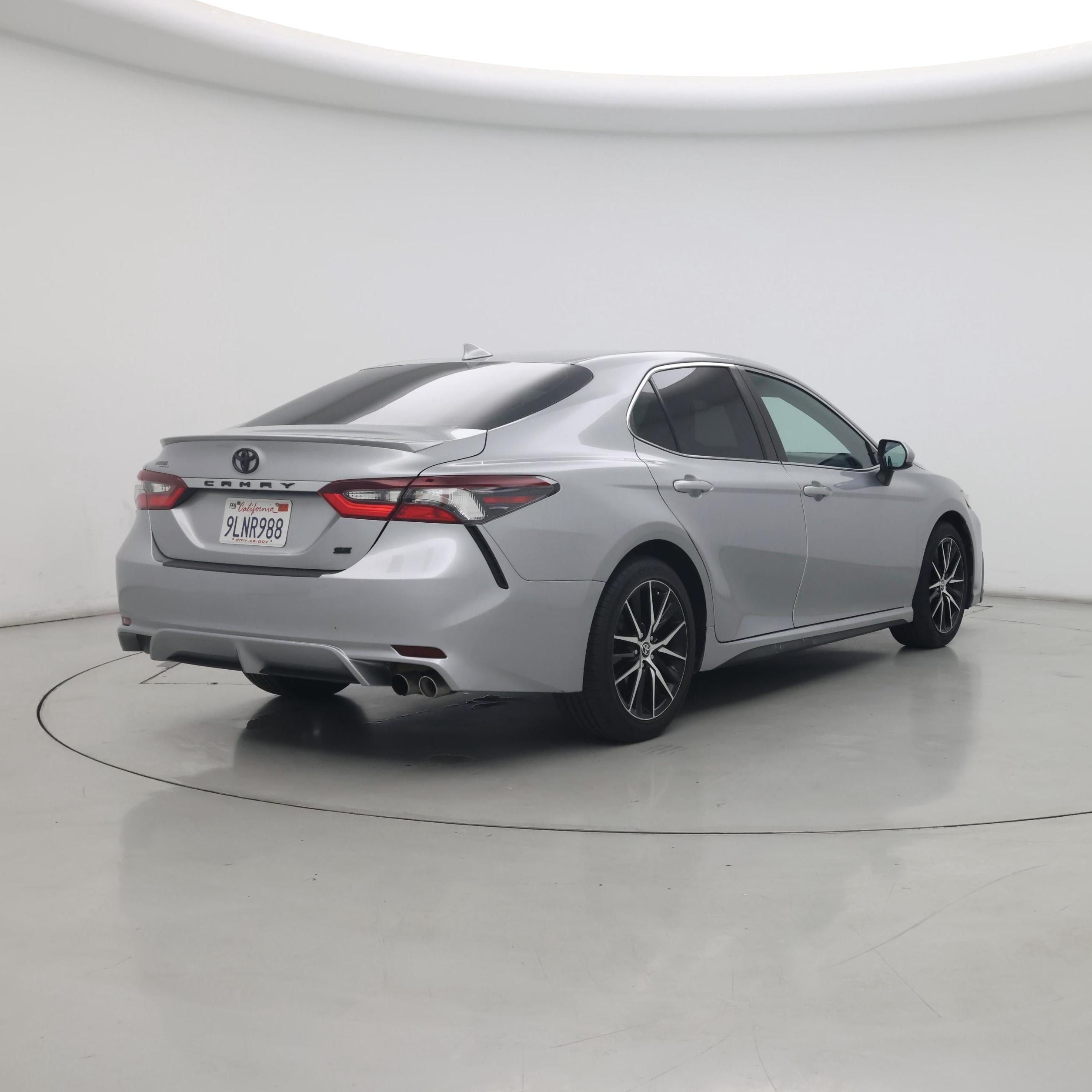 Thumbnail: 2021 Toyota Camry - 8