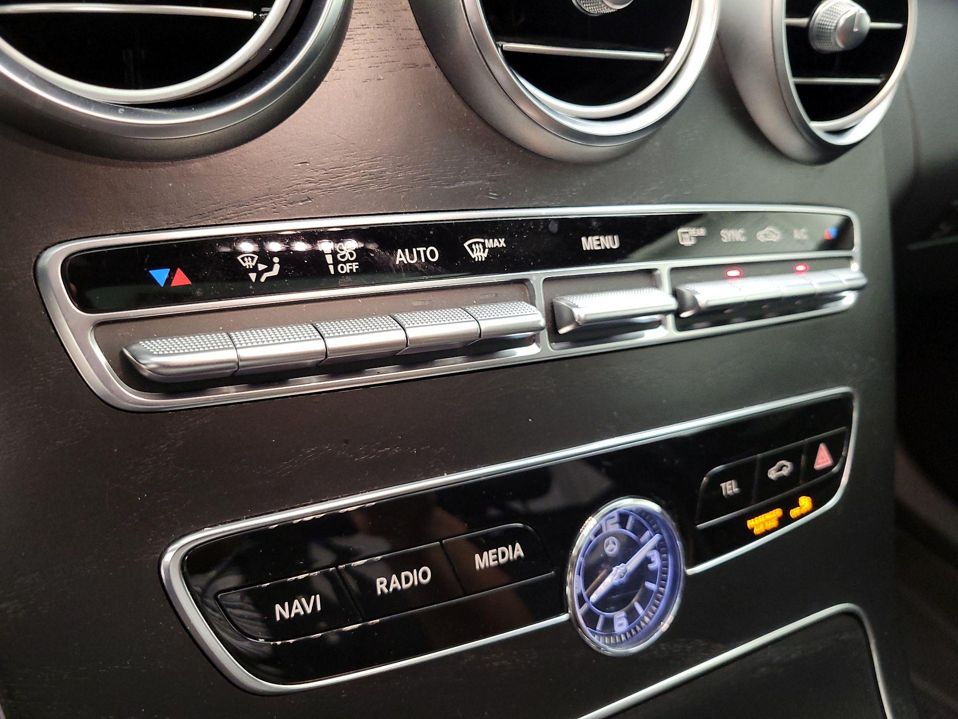 Thumbnail: 2019 Mercedes-Benz C-Class - 16