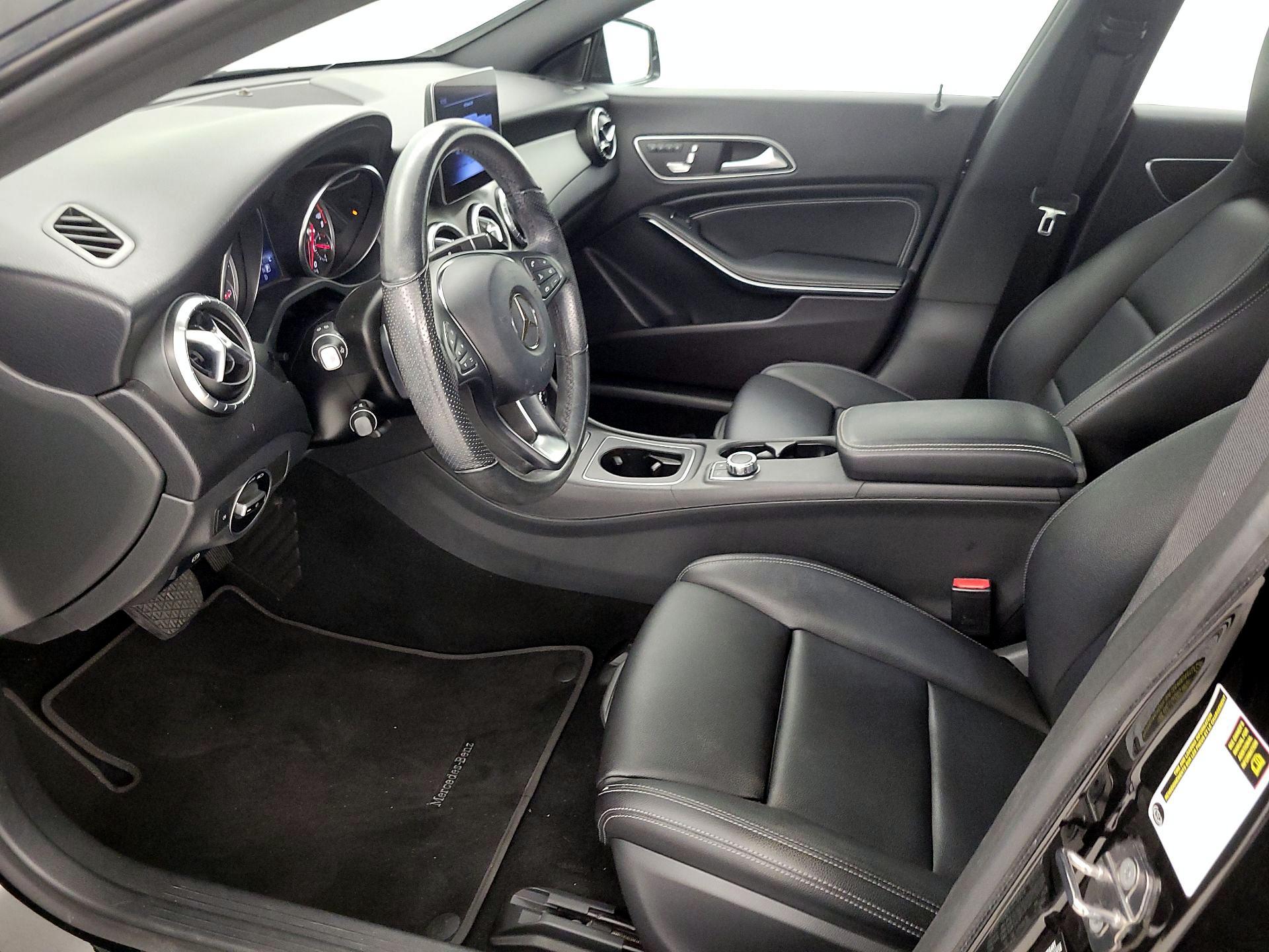 Thumbnail: 2019 Mercedes-Benz CLA - 11