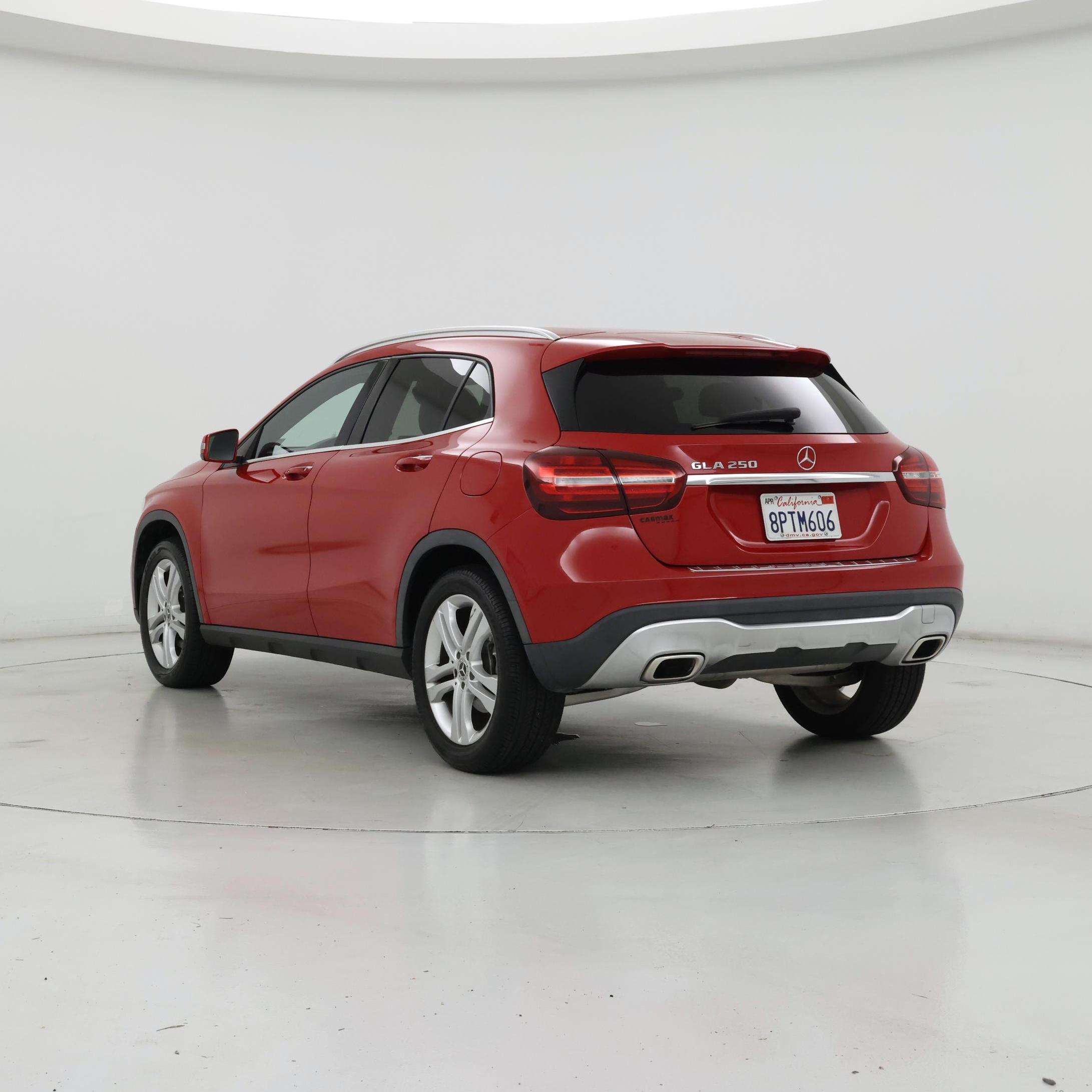 Thumbnail: 2020 Mercedes-Benz GLA - 2