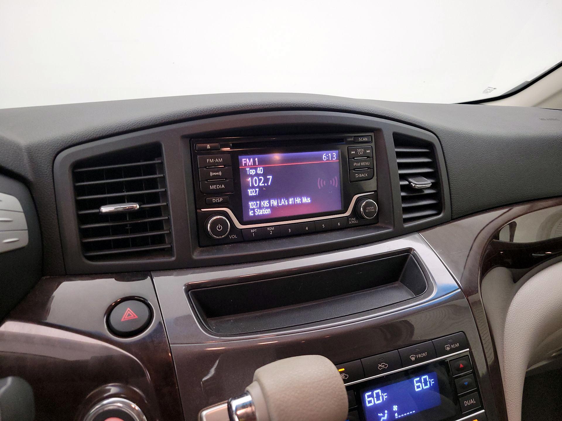 Thumbnail: 2016 Nissan Quest - 15