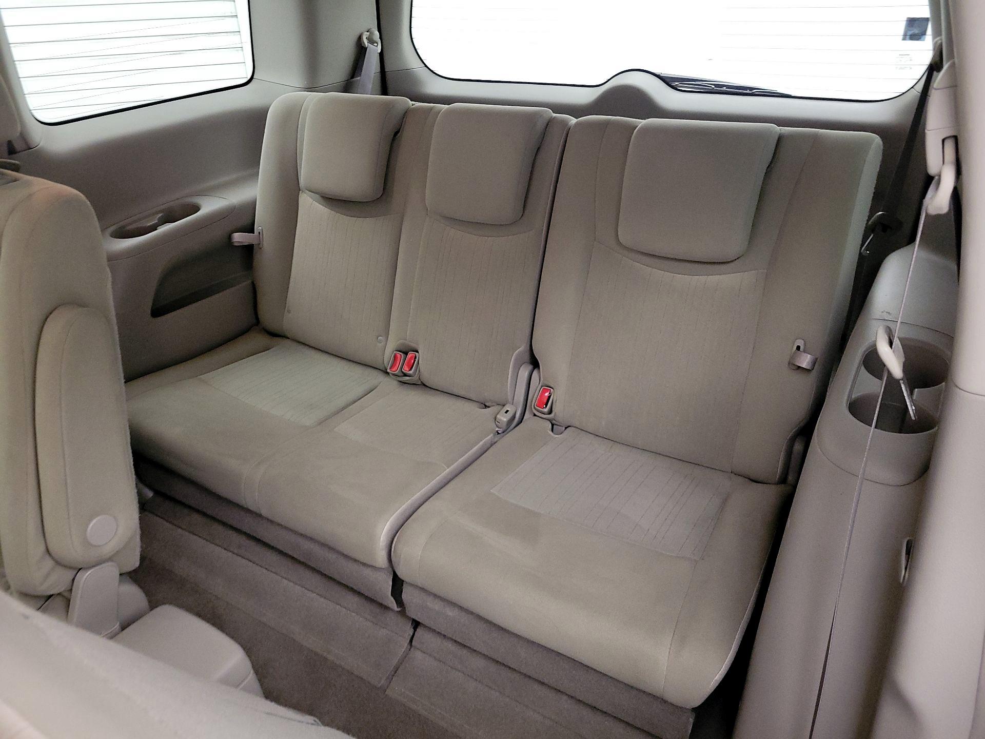 Thumbnail: 2016 Nissan Quest - 20
