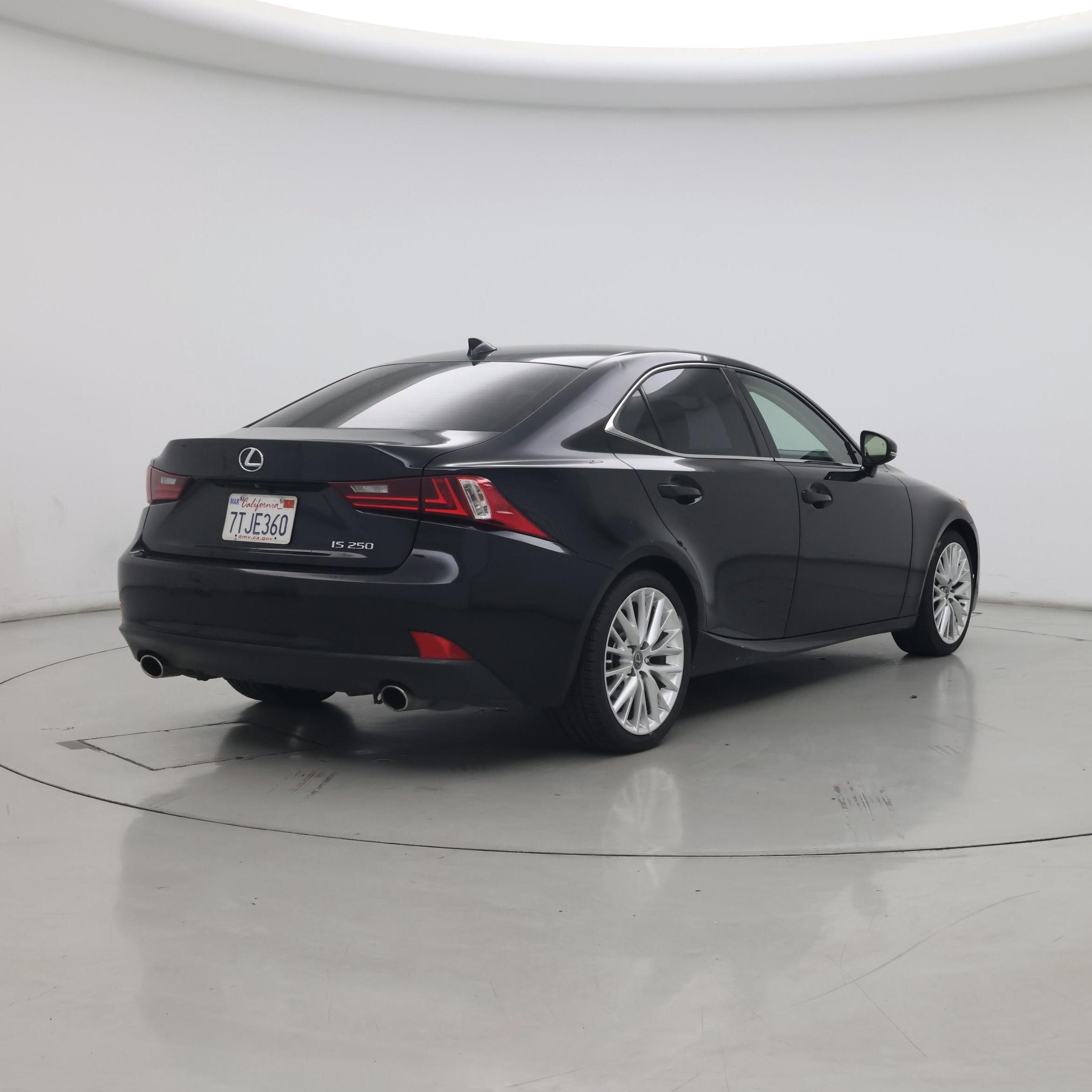 Thumbnail: 2014 Lexus IS - 8