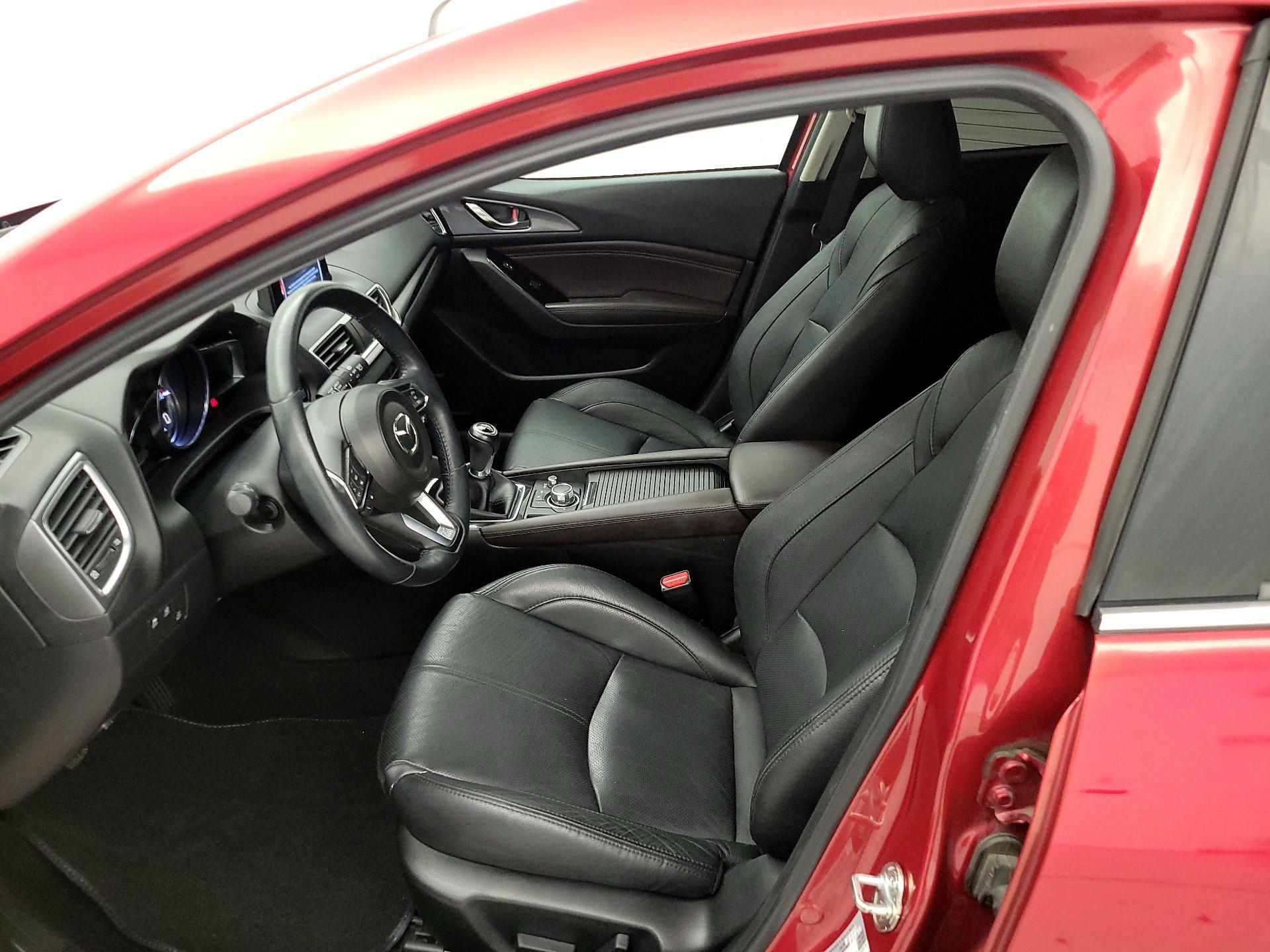 Thumbnail: 2018 Mazda Mazda3 - 11