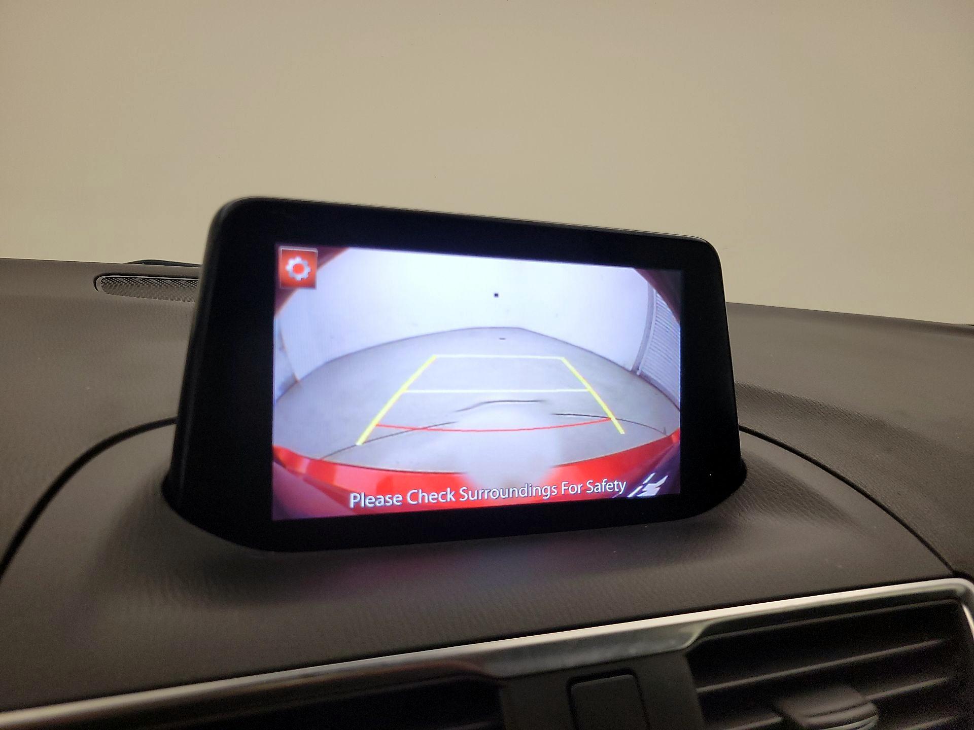 Thumbnail: 2018 Mazda Mazda3 - 14