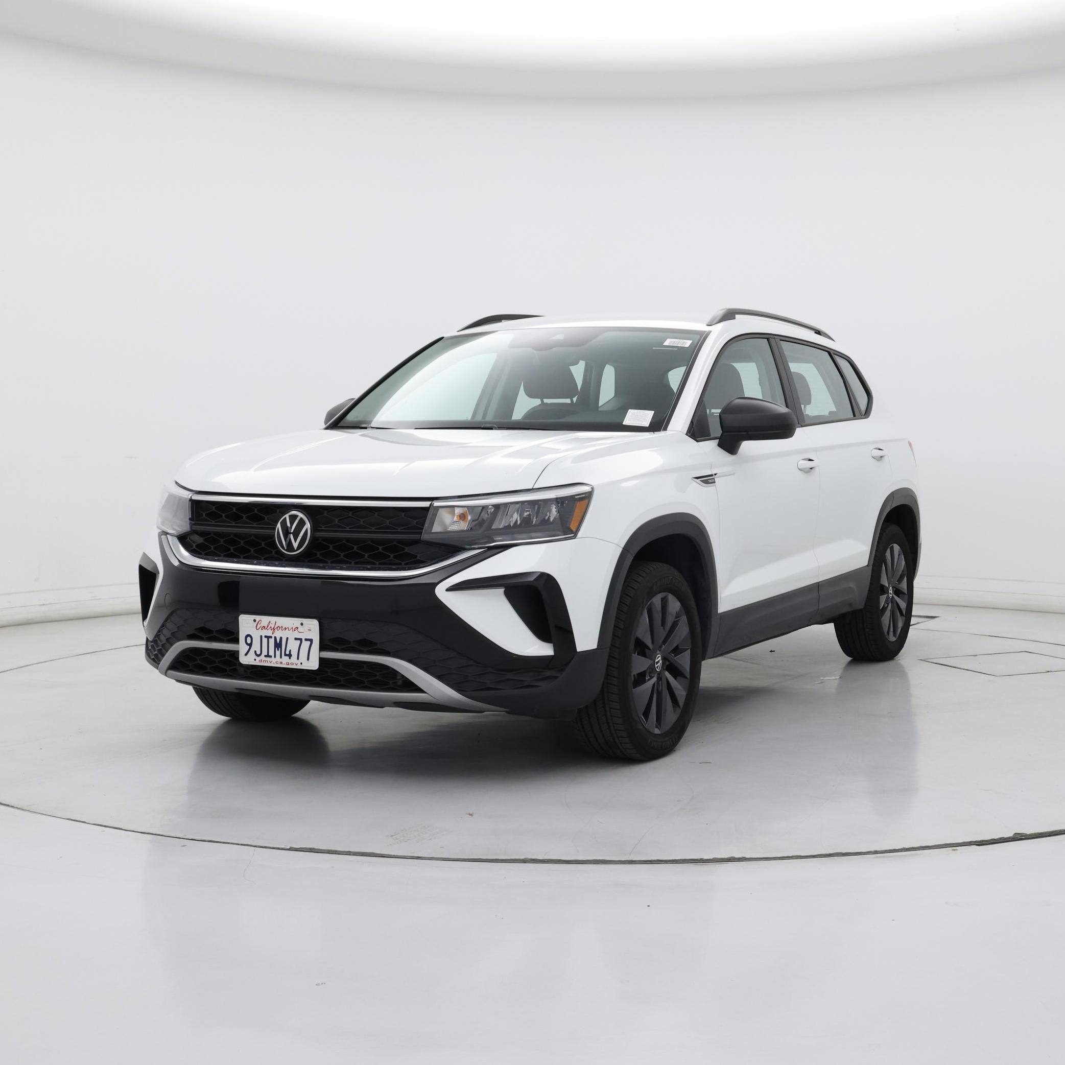 Thumbnail: 2023 Volkswagen Taos - 4