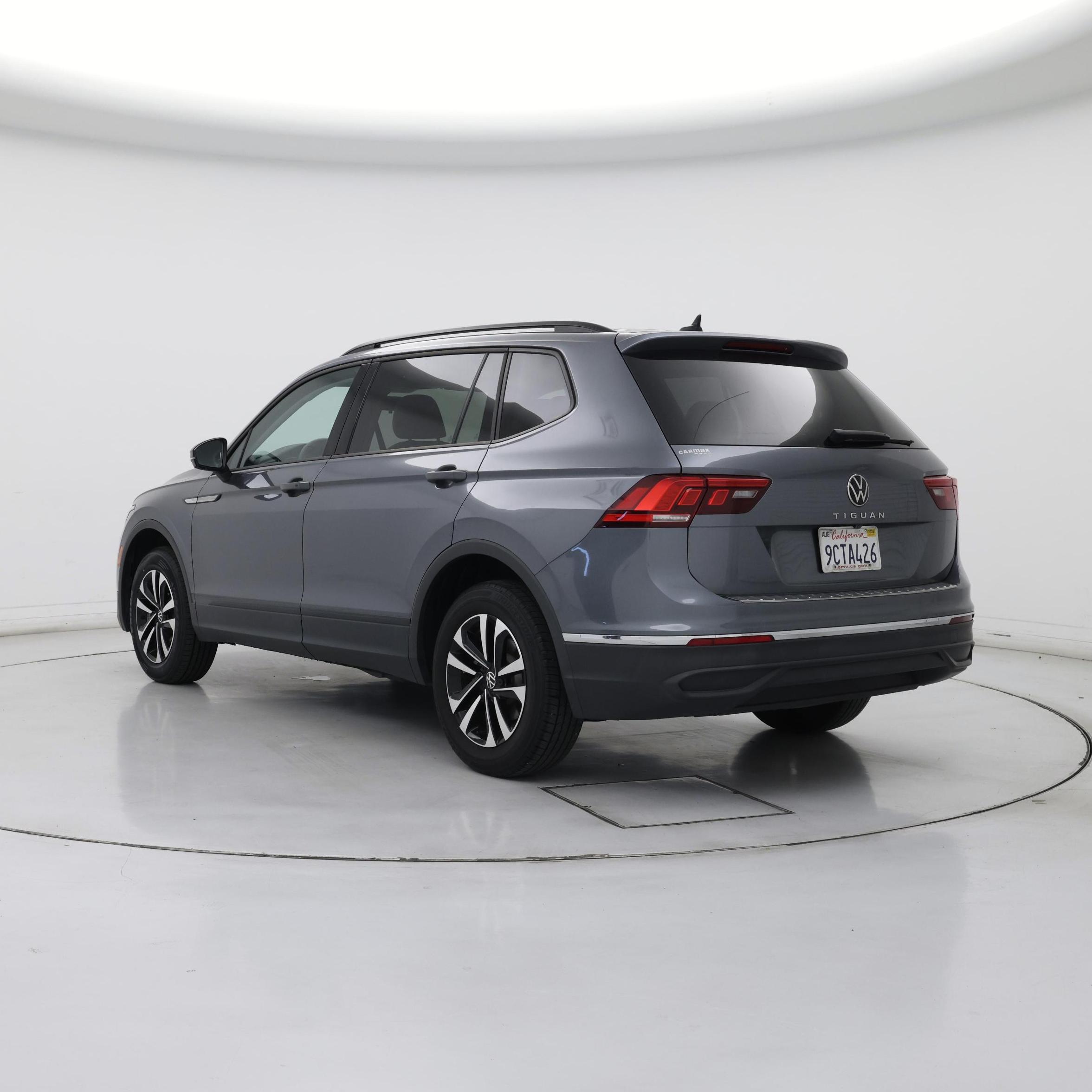 Thumbnail: 2022 Volkswagen Tiguan - 2