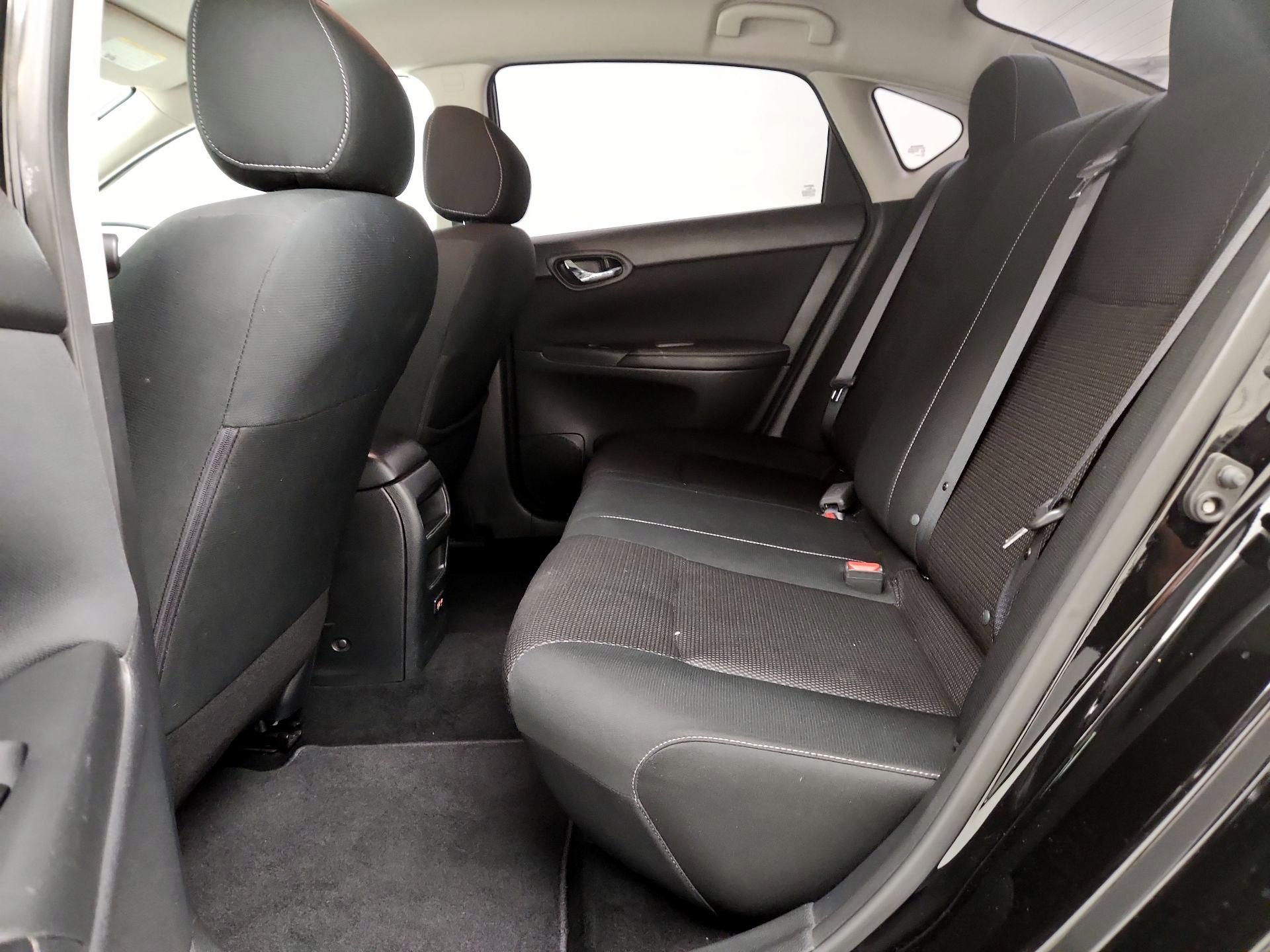 Thumbnail: 2019 Nissan Sentra - 19