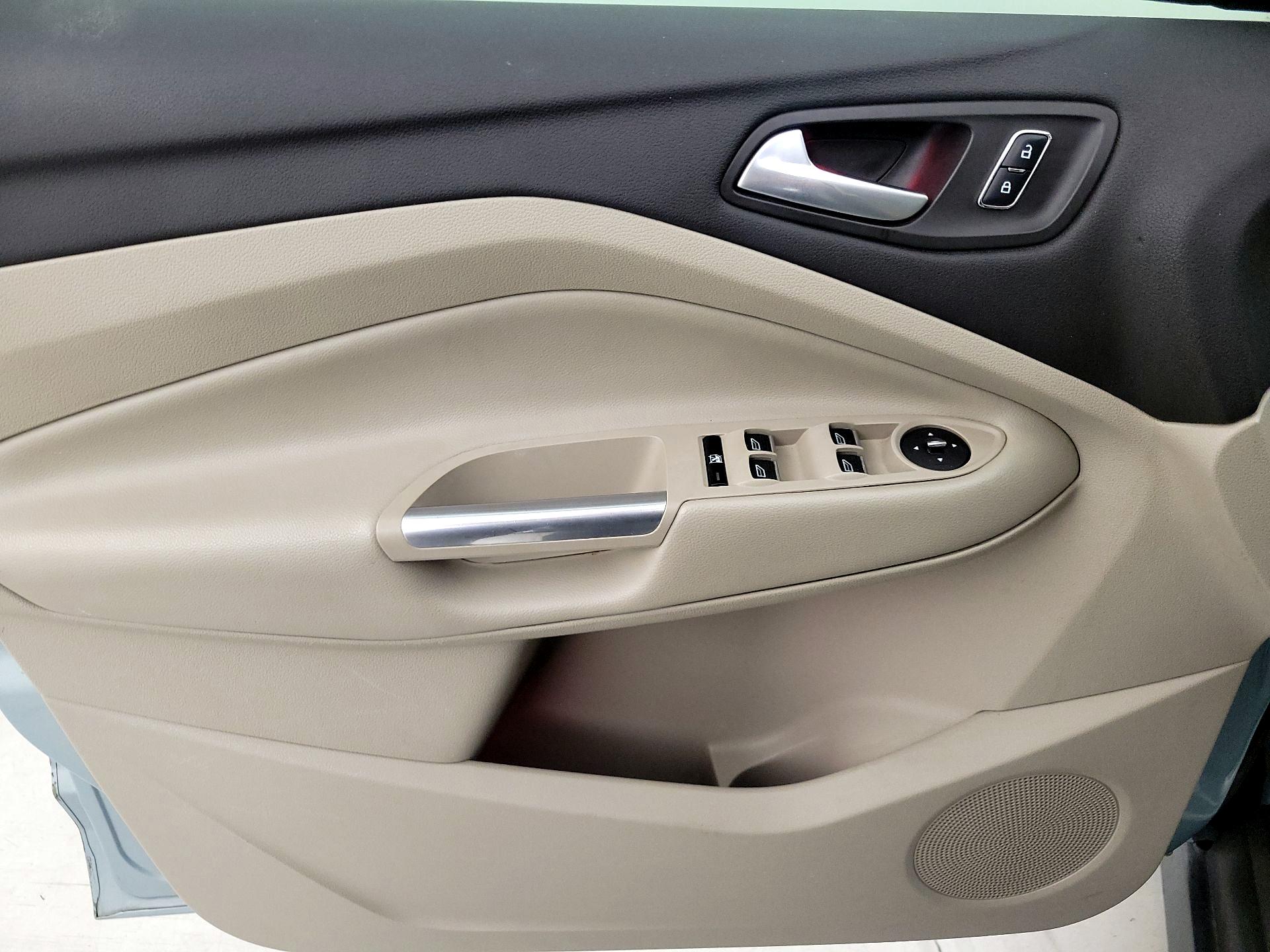 Thumbnail: 2014 Ford C-Max - 12