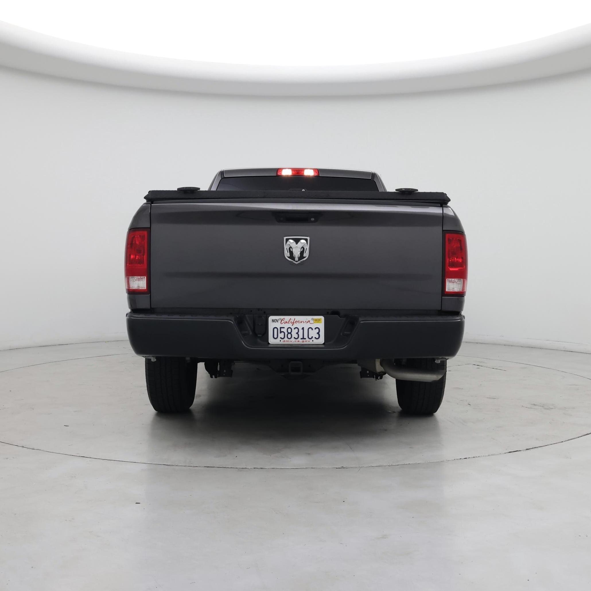 Thumbnail: 2020 RAM 1500 Classic - 6