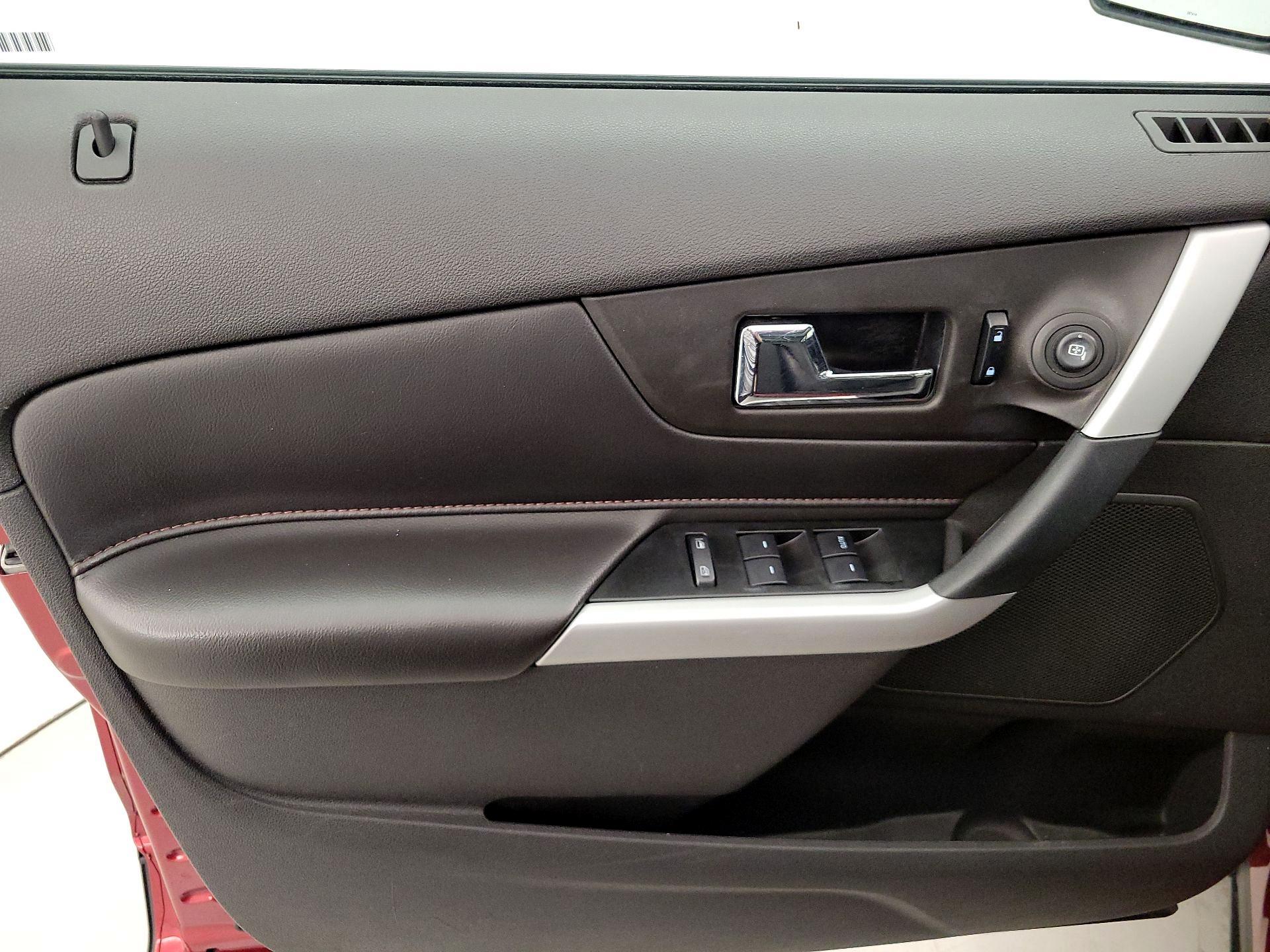 Thumbnail: 2014 Ford Edge - 12