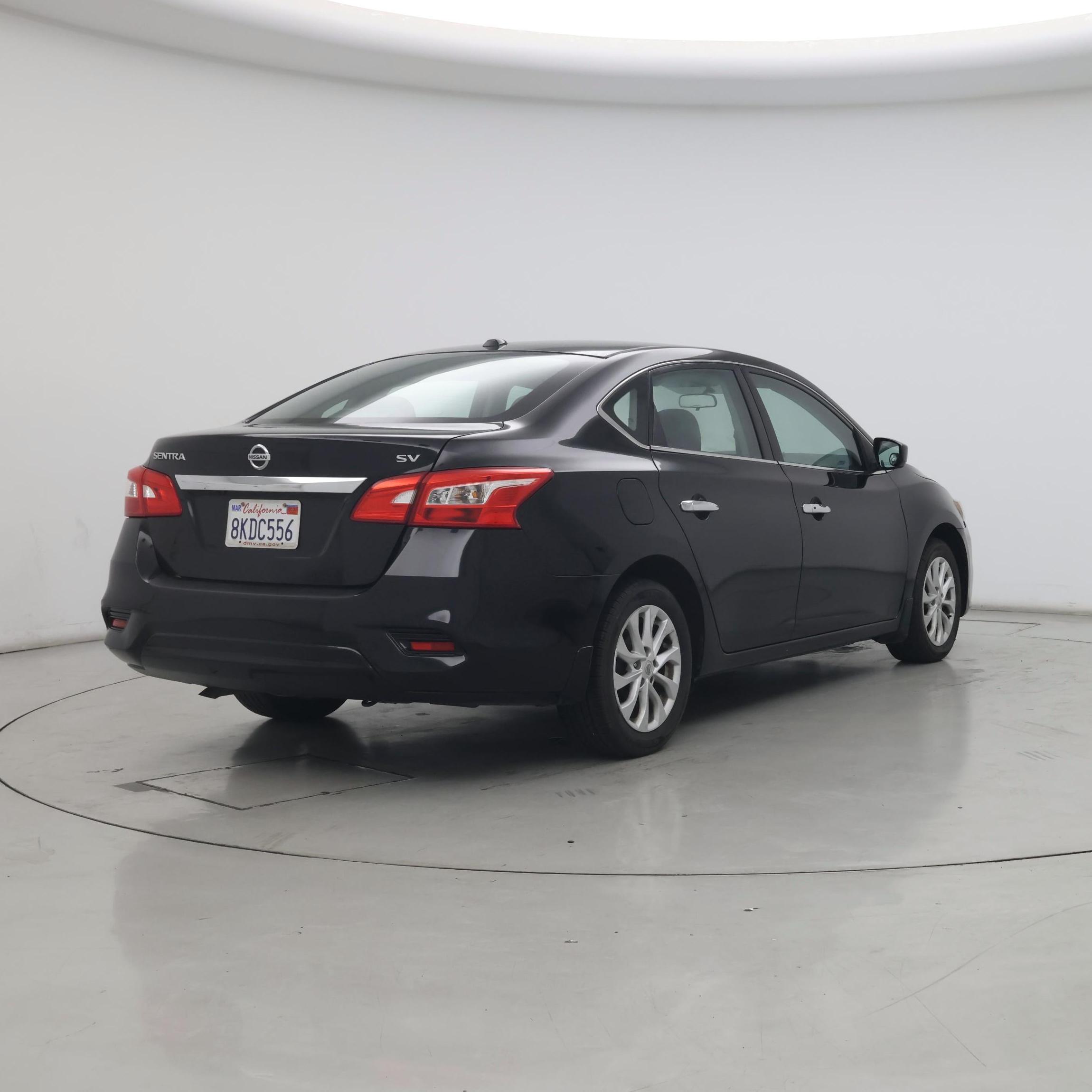 Thumbnail: 2018 Nissan Sentra - 8