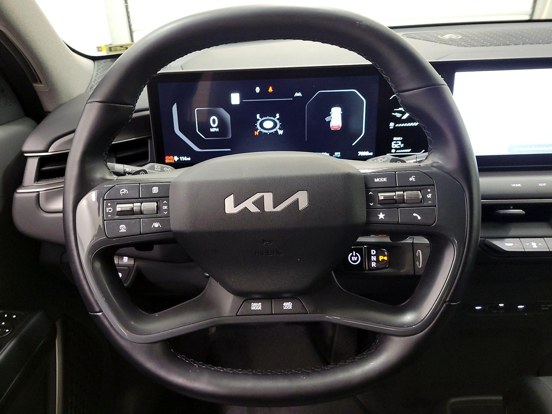 Thumbnail: 2024 Kia EV9 - 10