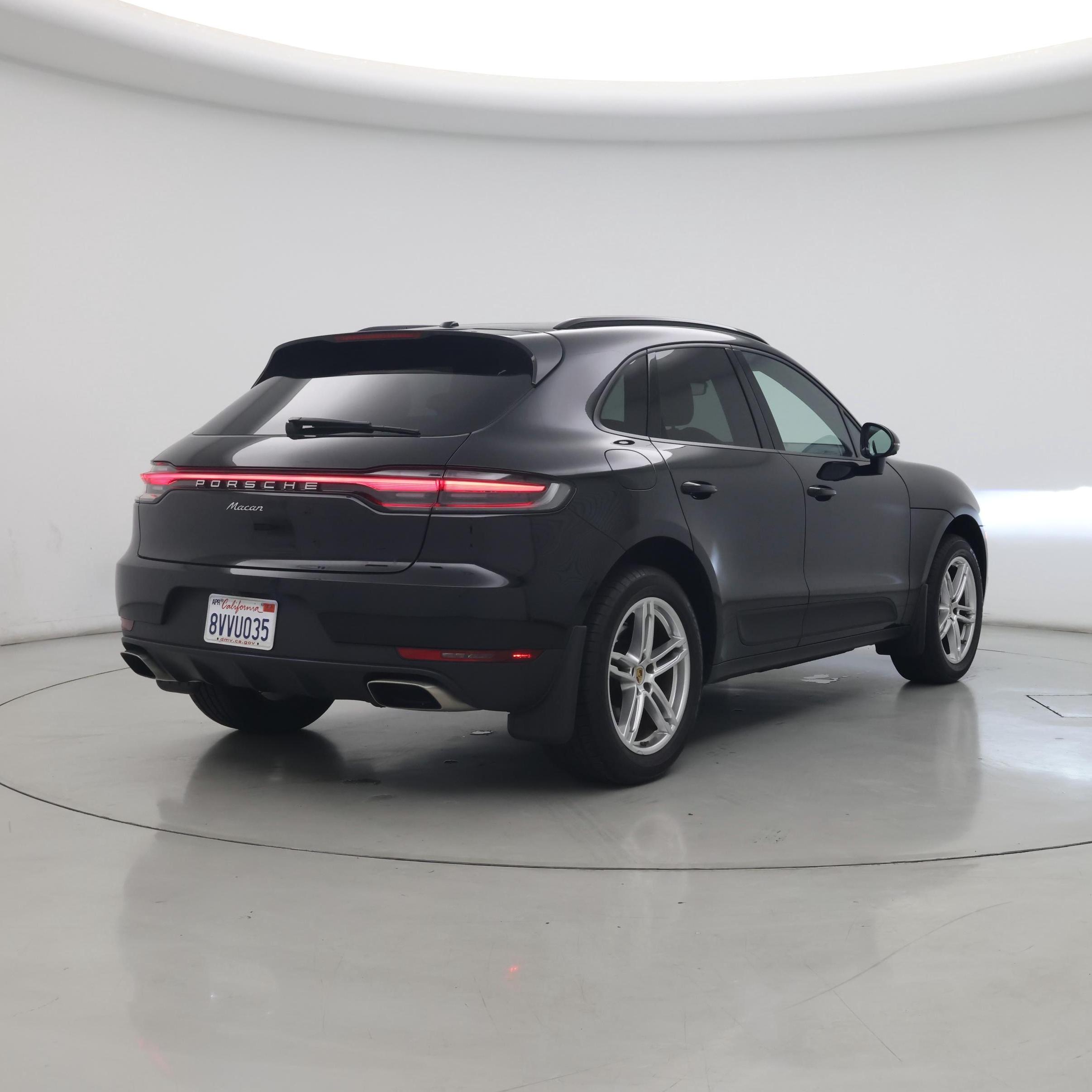 Thumbnail: 2021 Porsche Macan - 8