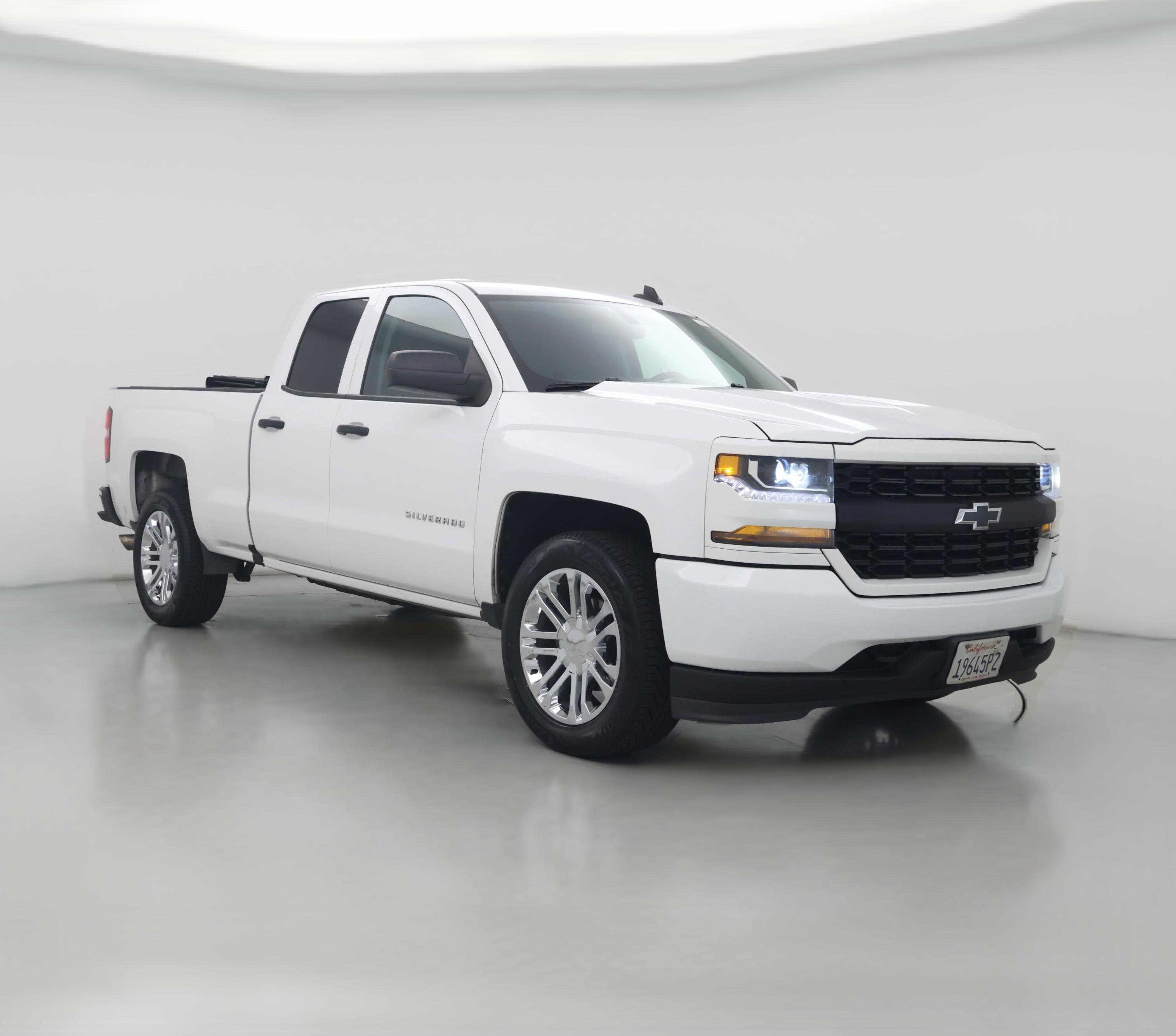 Thumbnail: 2018 Chevrolet Silverado 1500 - 1