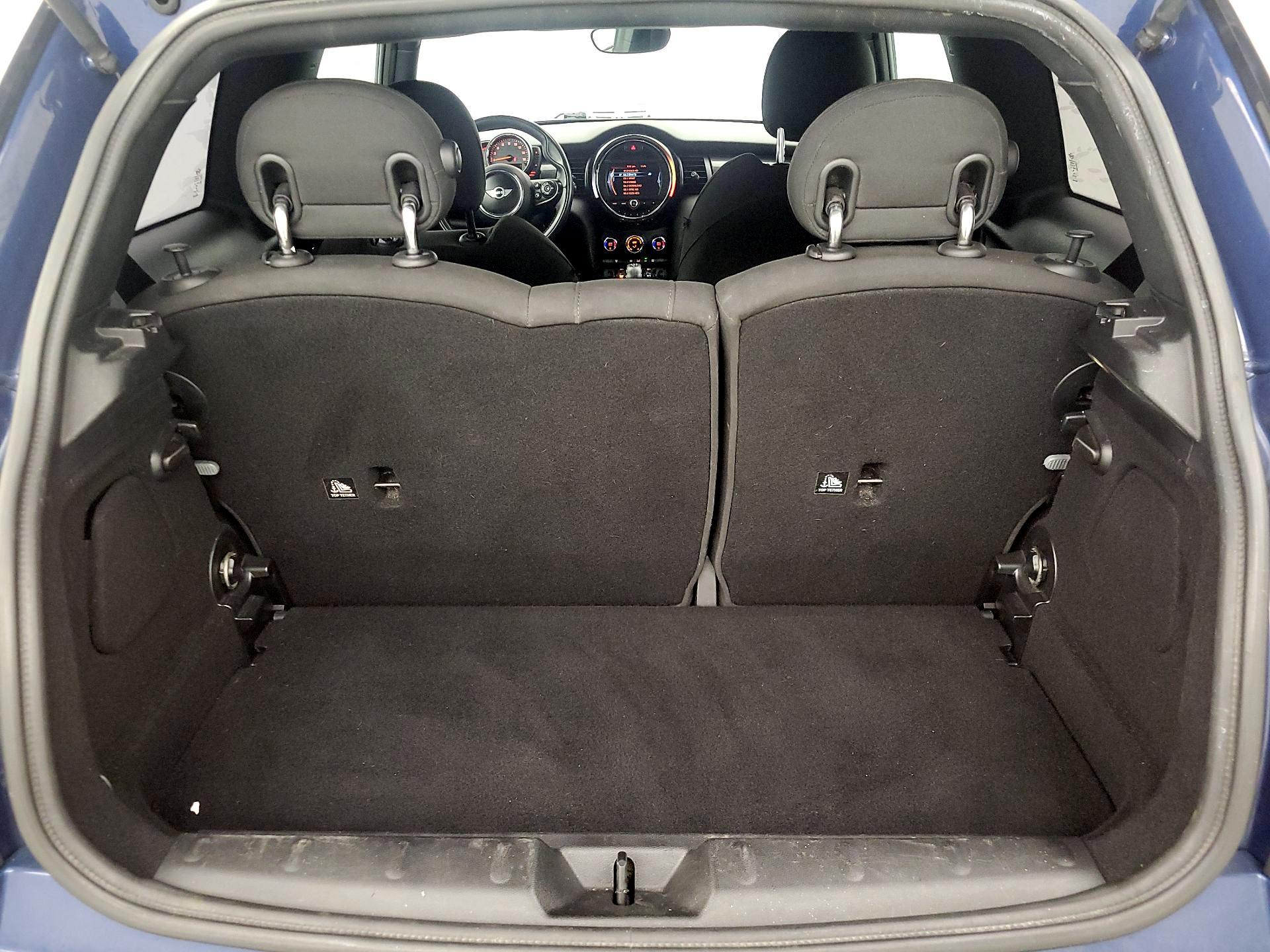 Thumbnail: 2015 MINI Cooper Hardtop - 19