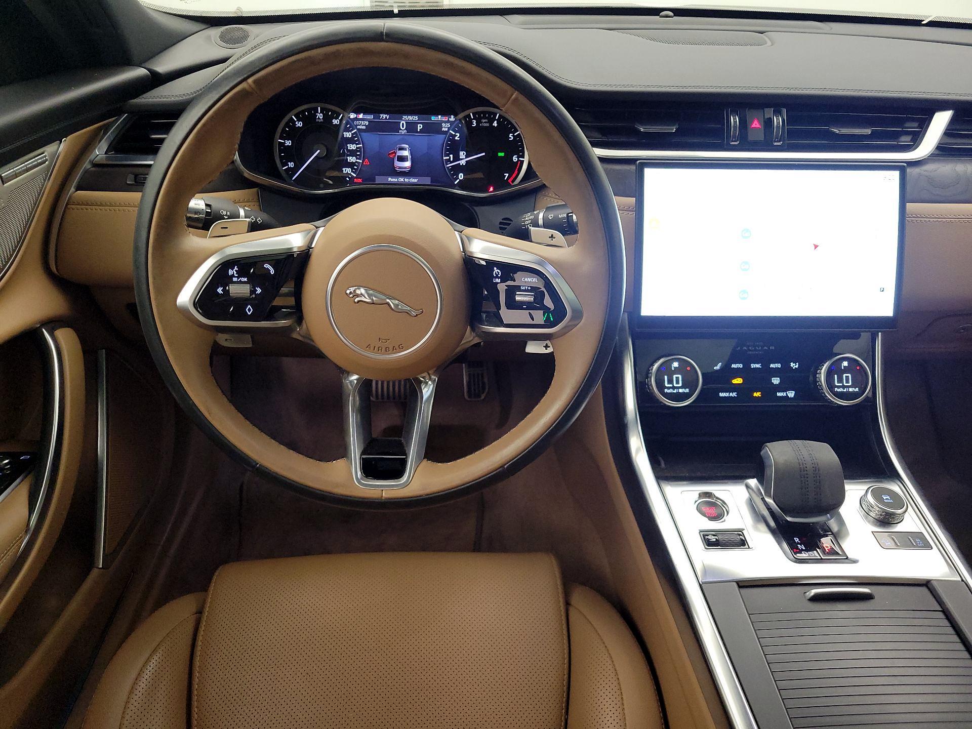 Thumbnail: 2022 Jaguar XF - 10