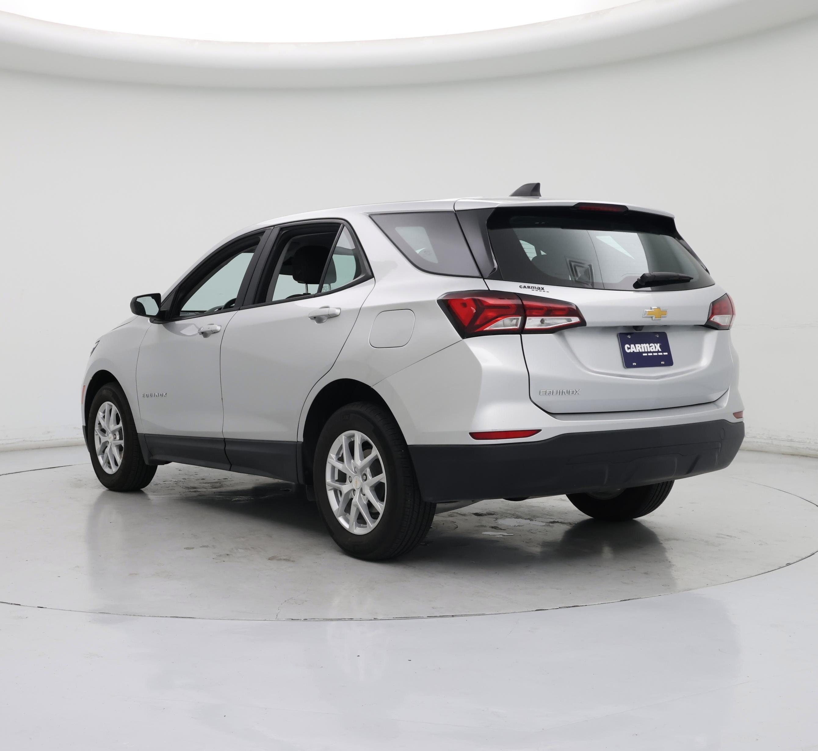 Thumbnail: 2022 Chevrolet Equinox - 2