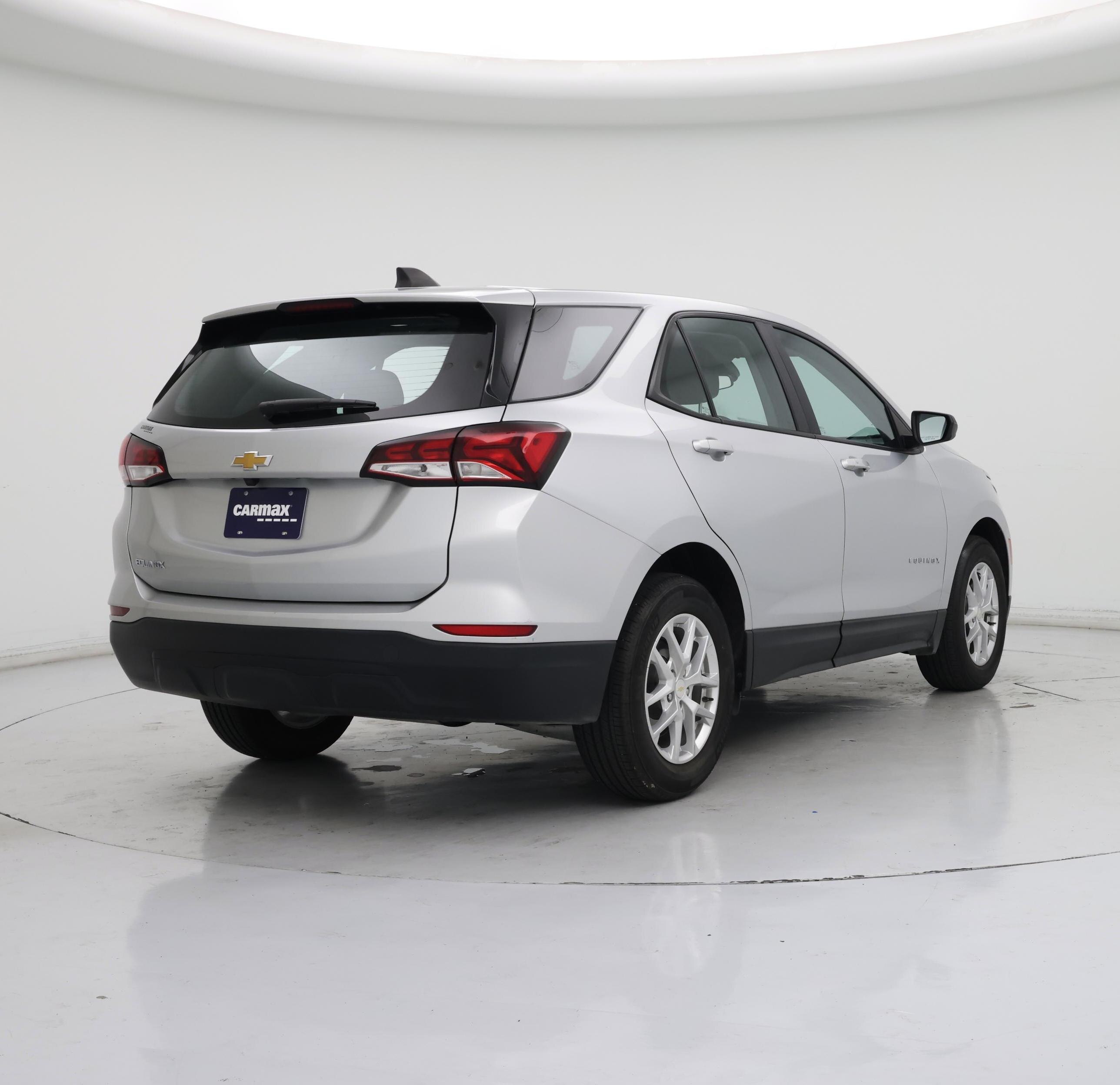 Thumbnail: 2022 Chevrolet Equinox - 8