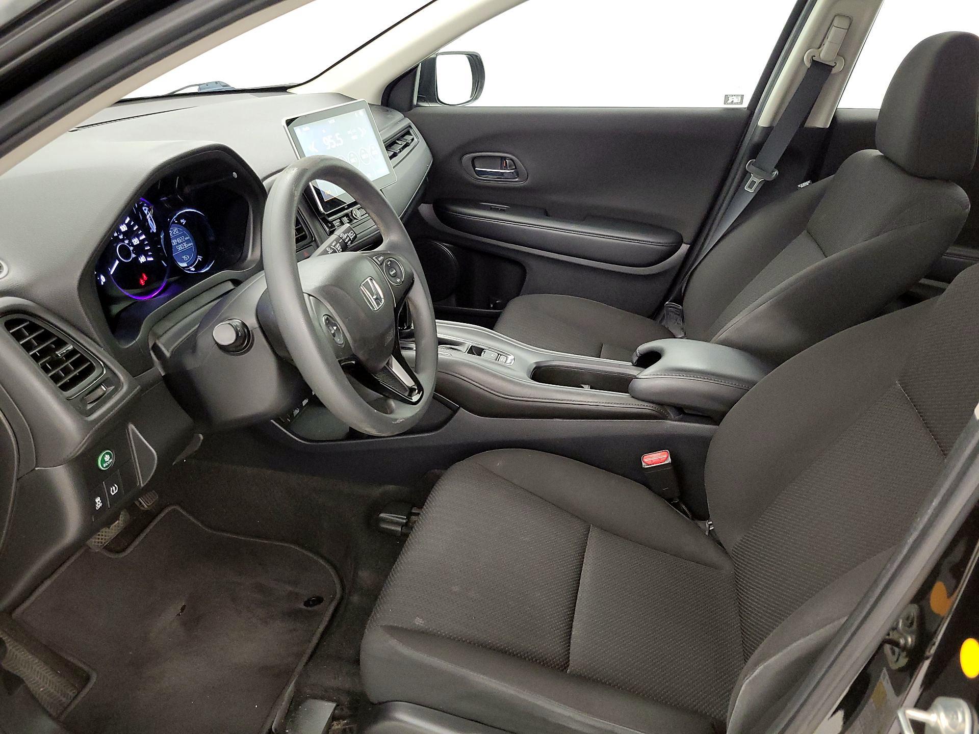 Thumbnail: 2018 Honda HR-V - 11